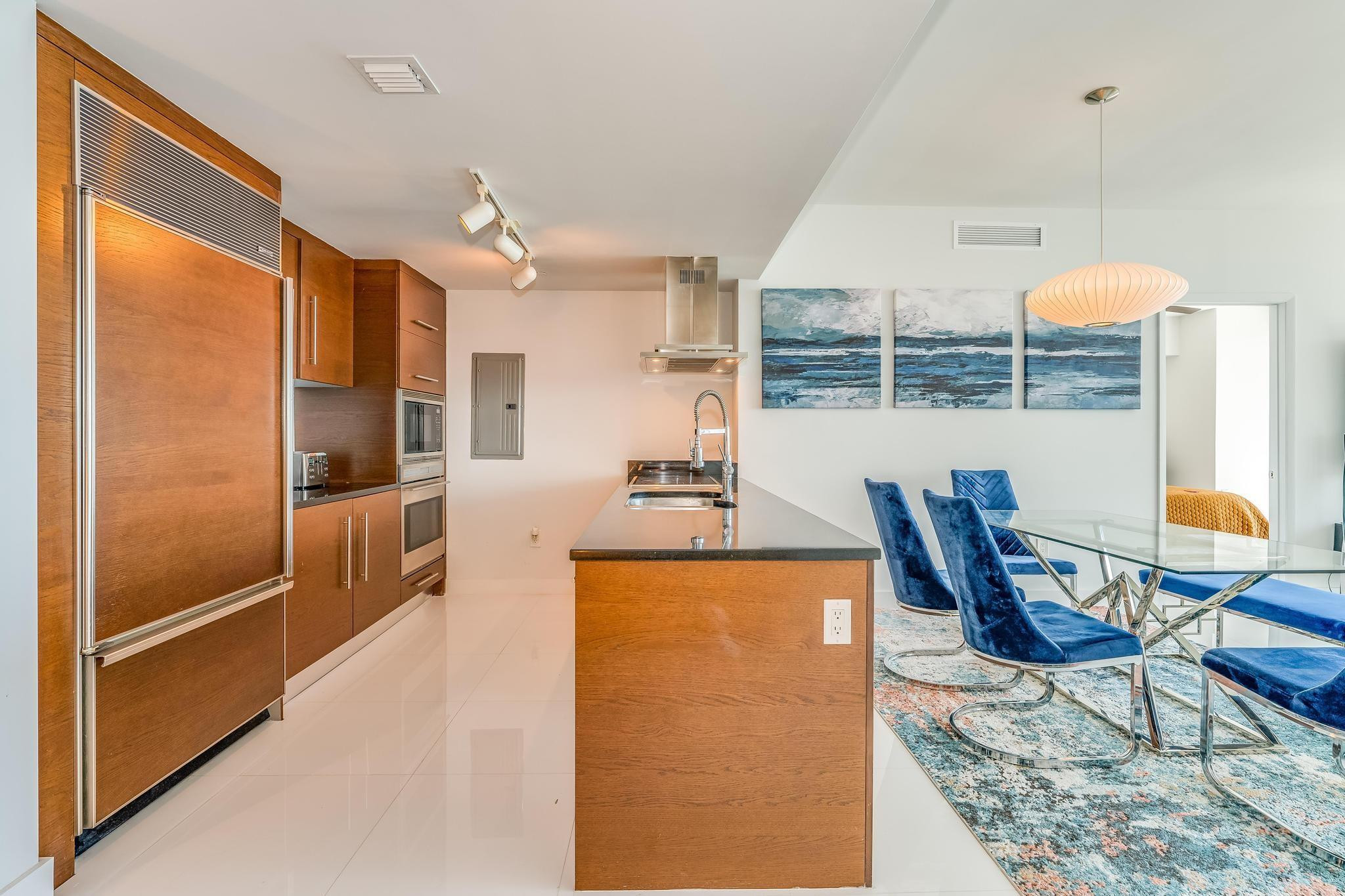 495 Brickell #5605, Miami FL 33131