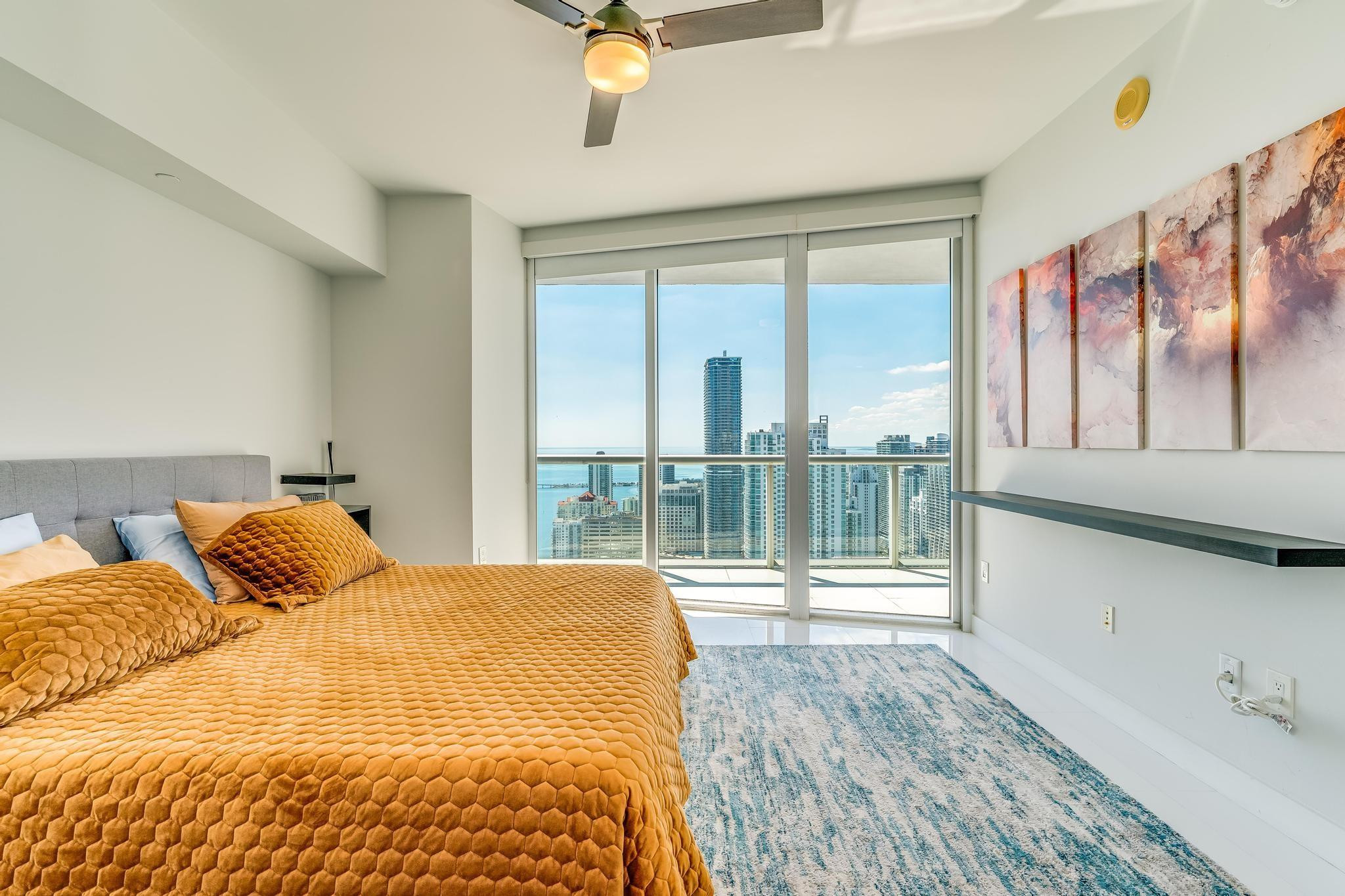 495 Brickell #5605, Miami FL 33131