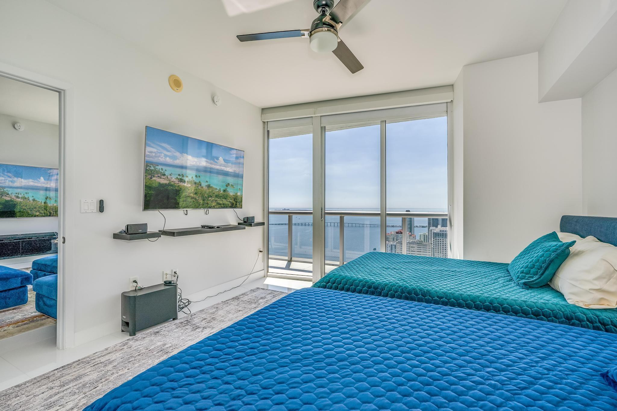 495 Brickell #5605, Miami FL 33131
