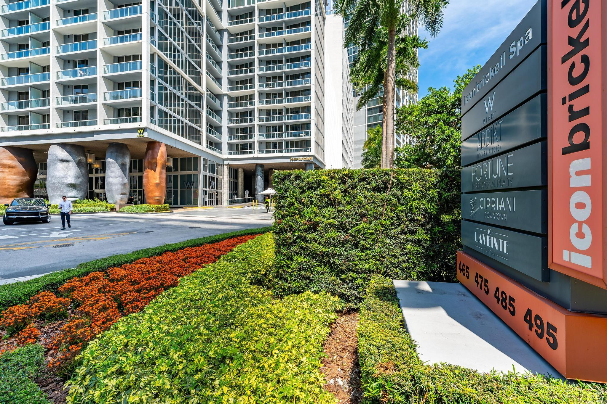 495 Brickell #5605, Miami FL 33131