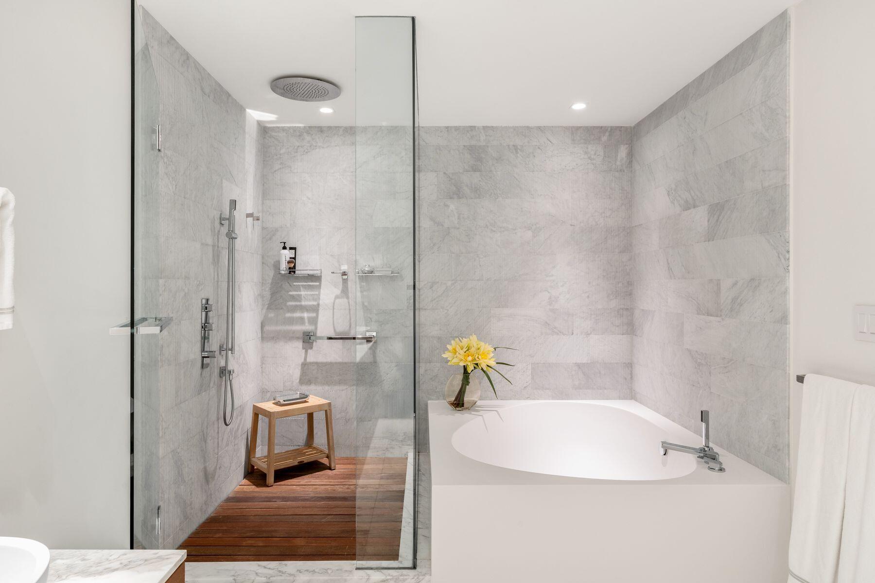 10201 Collins #1803, Bal Harbour FL 33154