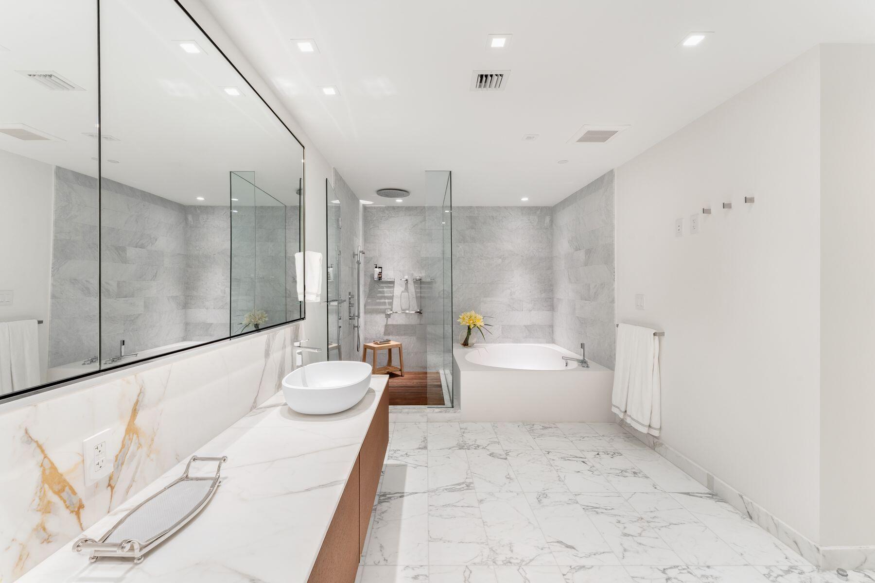 10201 Collins #1803, Bal Harbour FL 33154