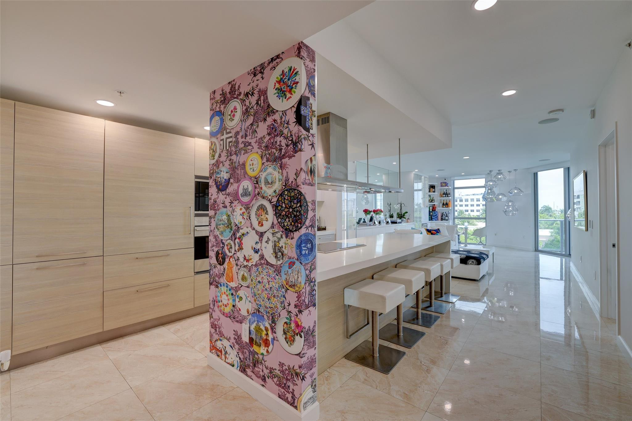 17301 Biscayne #406, North Miami Beach FL 33160