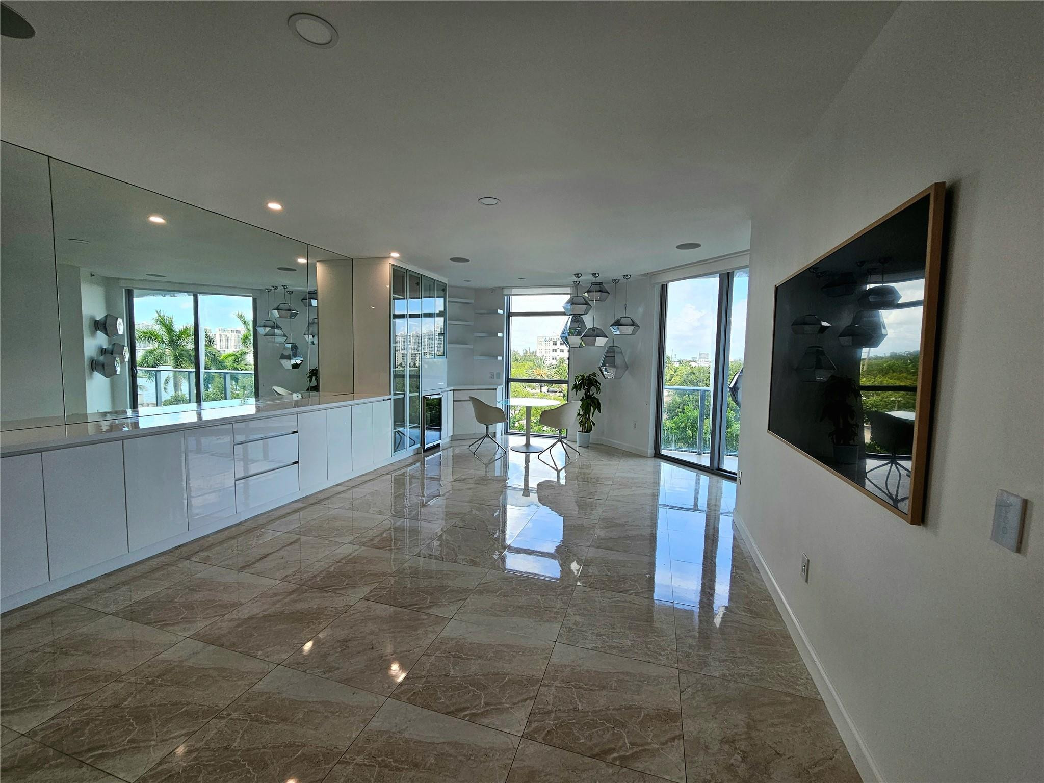 17301 Biscayne #406, North Miami Beach FL 33160