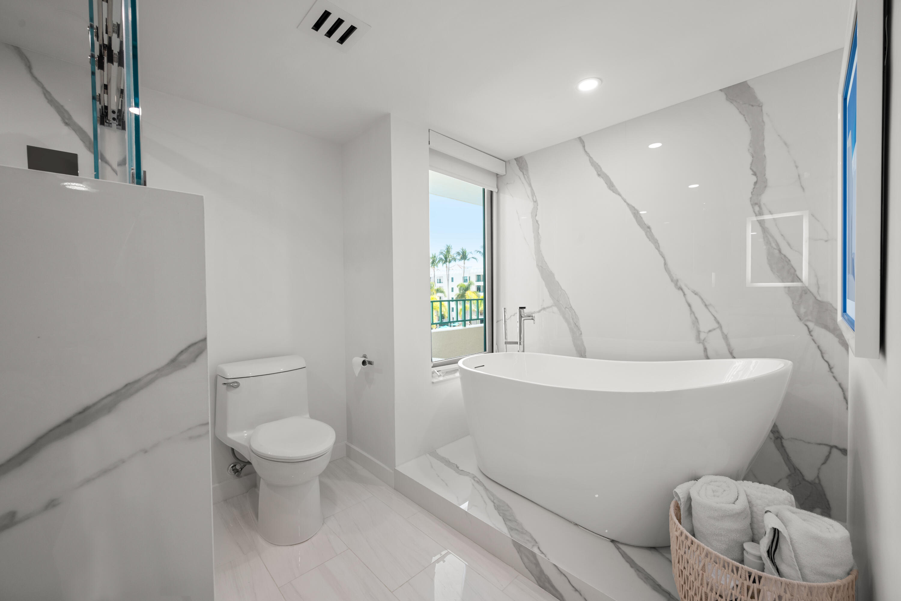 100 SE 5th #415, Boca Raton FL 33432