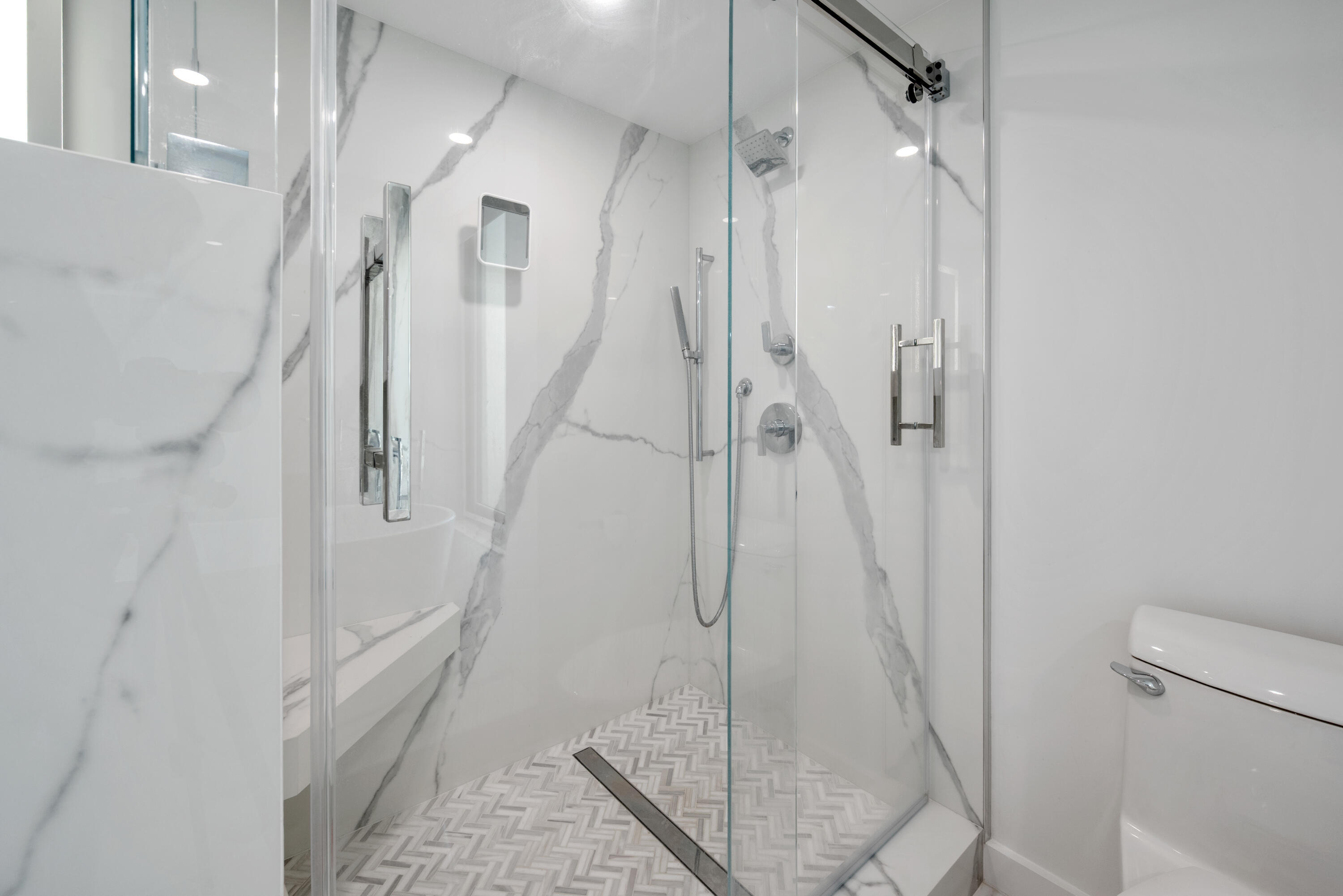 100 SE 5th #415, Boca Raton FL 33432