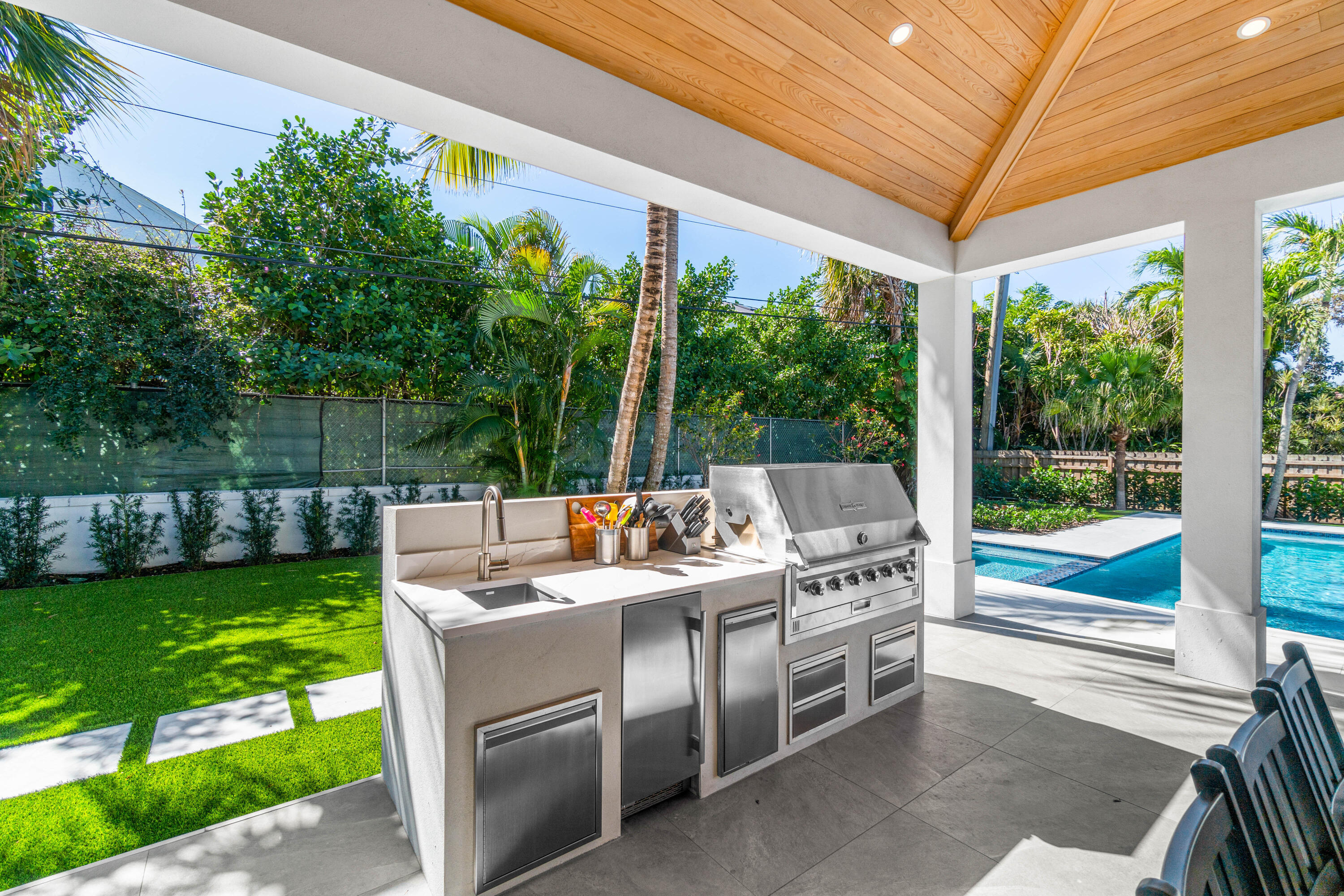 18 NW 15th, Delray Beach FL 33444