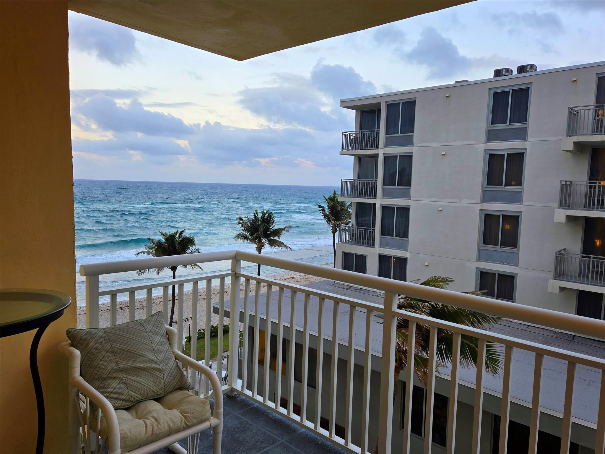1161 Hillsboro Mile #506, Hillsboro Beach FL 33062