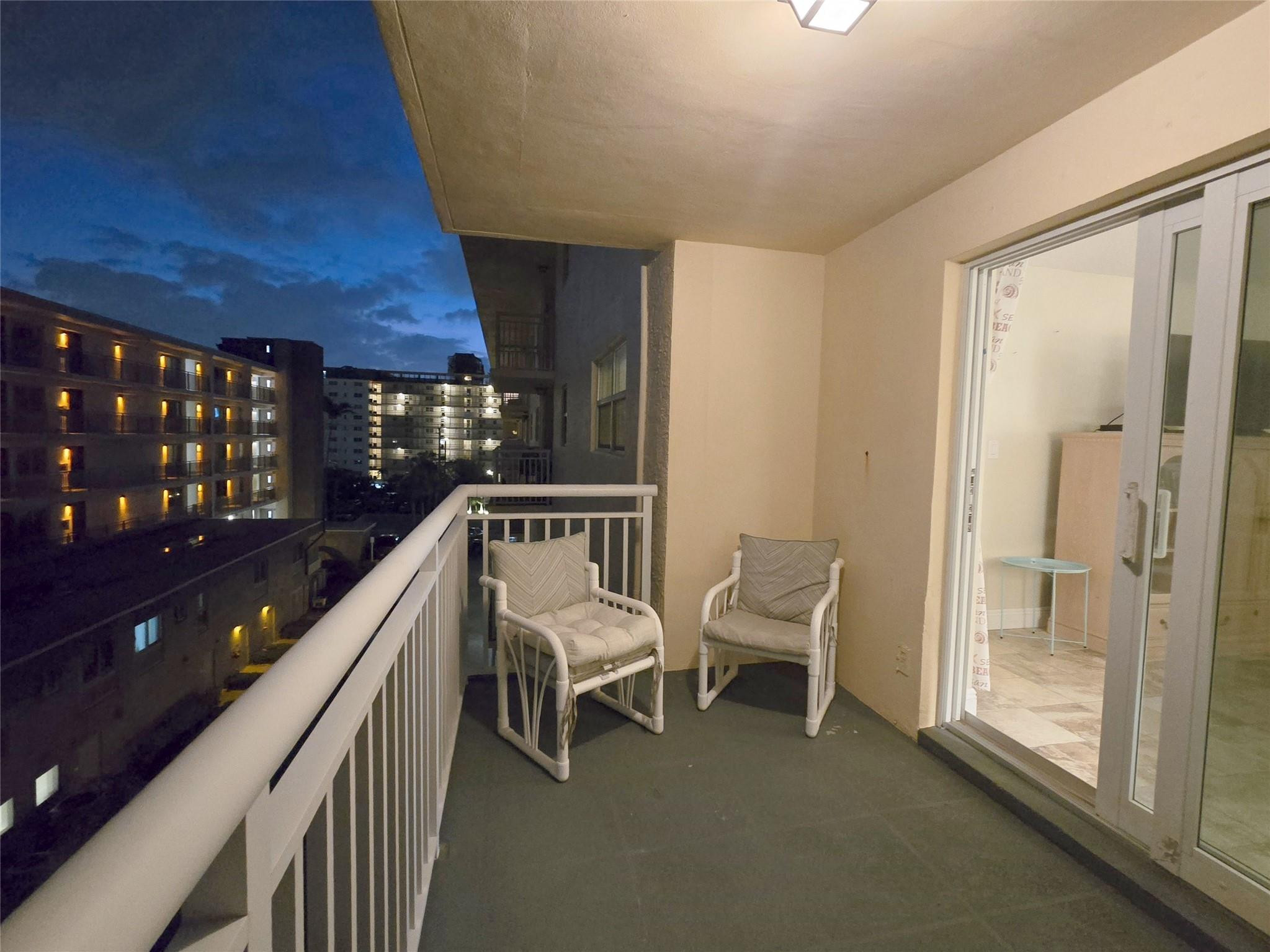 1161 Hillsboro Mile #506, Hillsboro Beach FL 33062