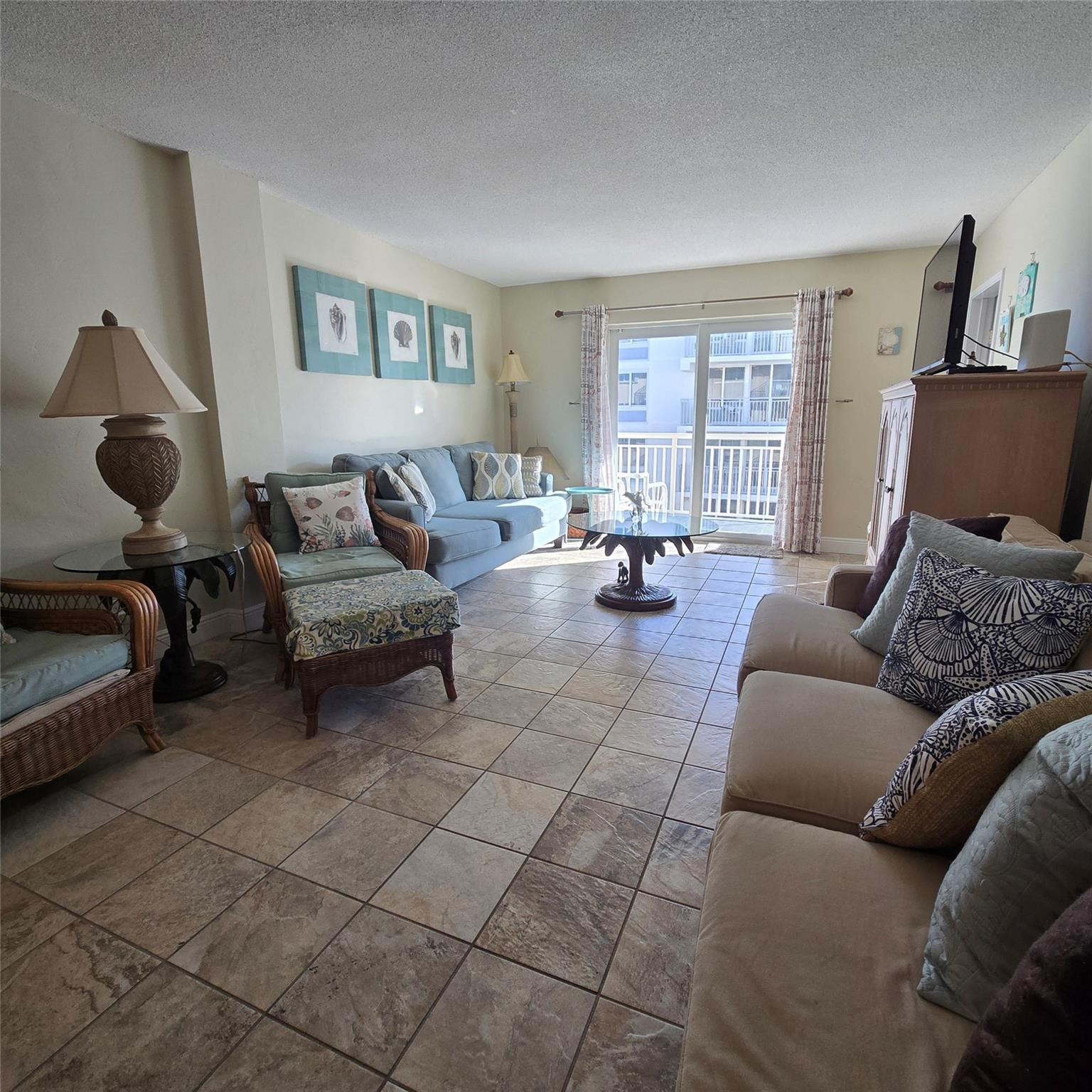 1161 Hillsboro Mile #506, Hillsboro Beach FL 33062