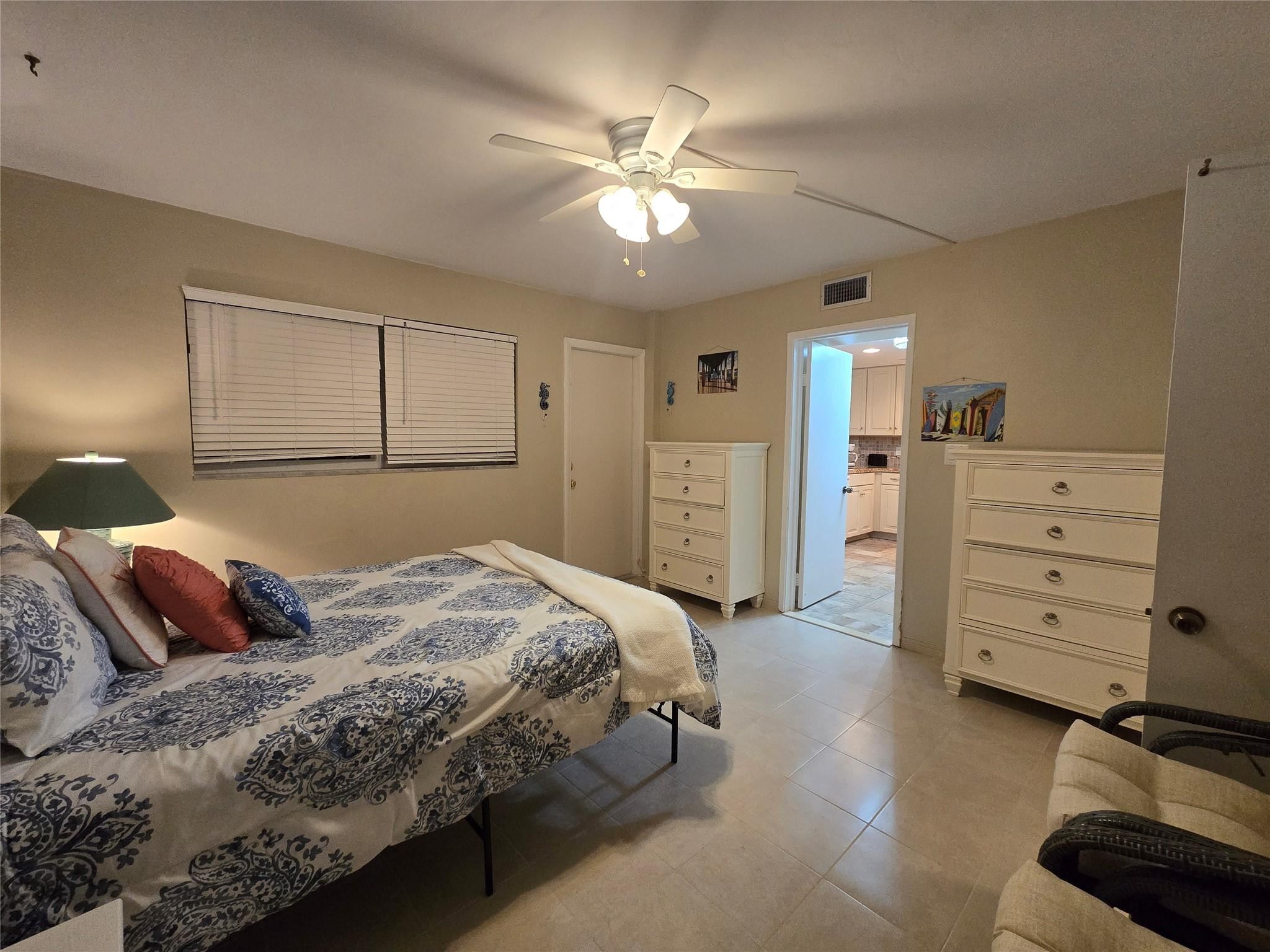1161 Hillsboro Mile #506, Hillsboro Beach FL 33062