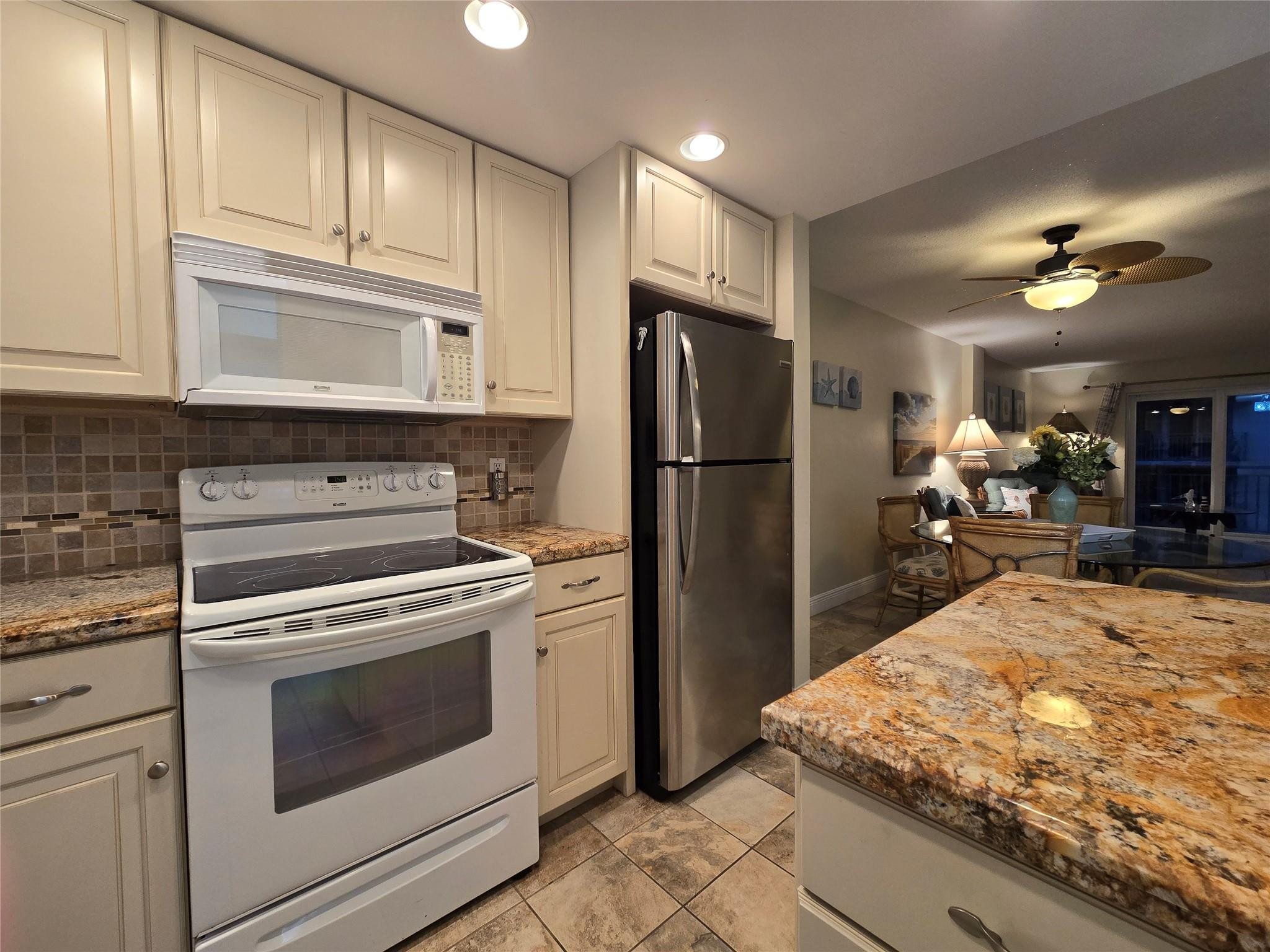 1161 Hillsboro Mile #506, Hillsboro Beach FL 33062