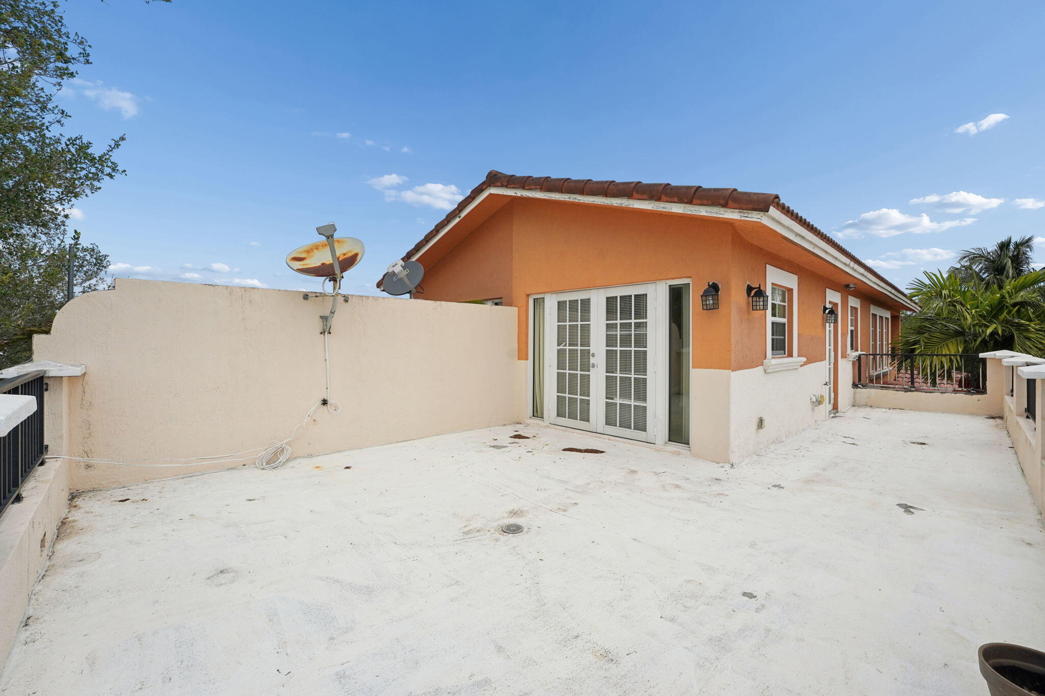 819 SW 7th, Fort Lauderdale FL 33315