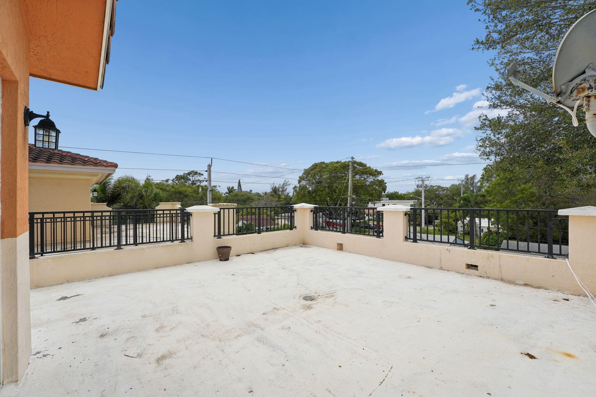 819 SW 7th, Fort Lauderdale FL 33315