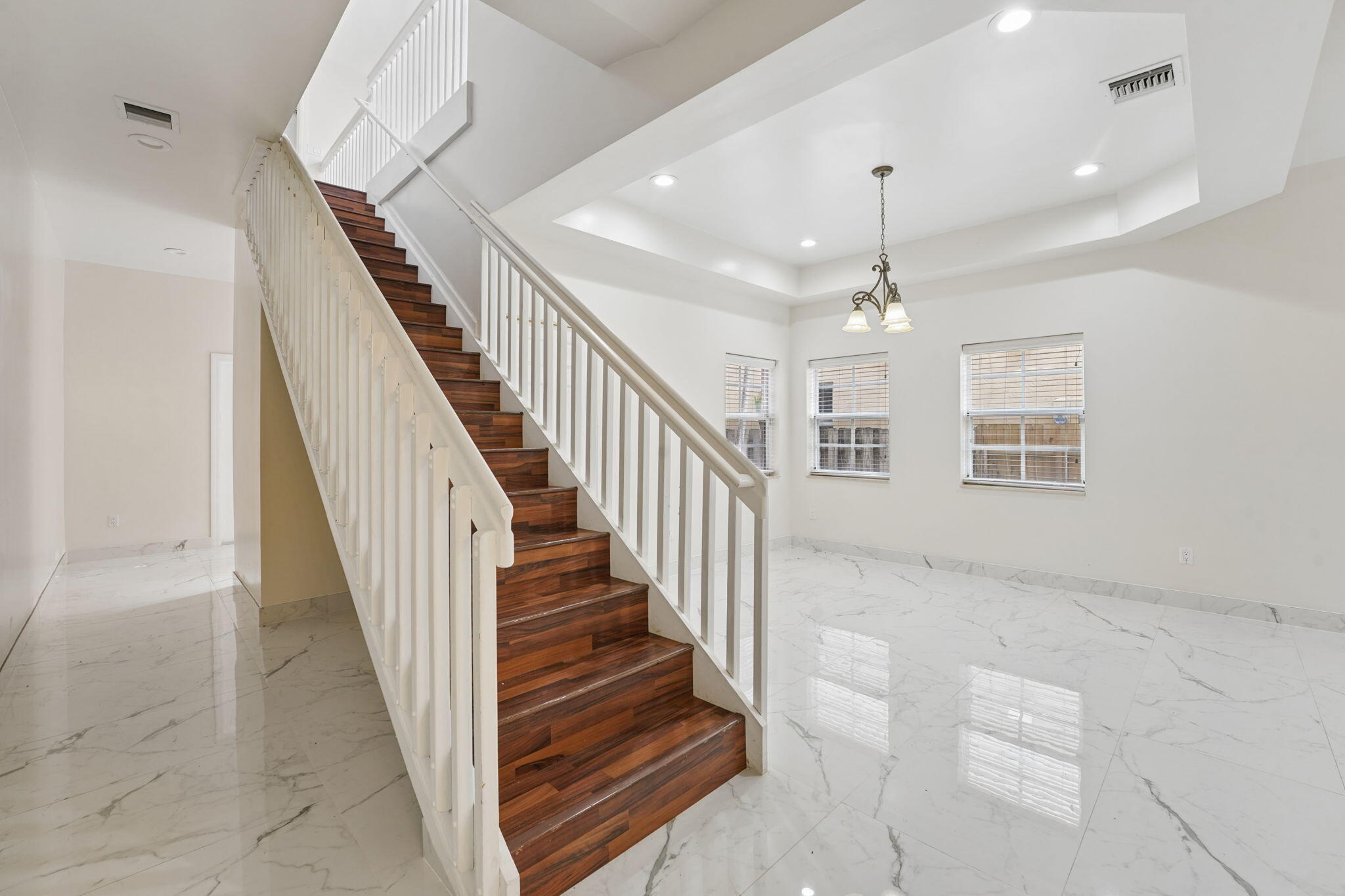 819 SW 7th, Fort Lauderdale FL 33315