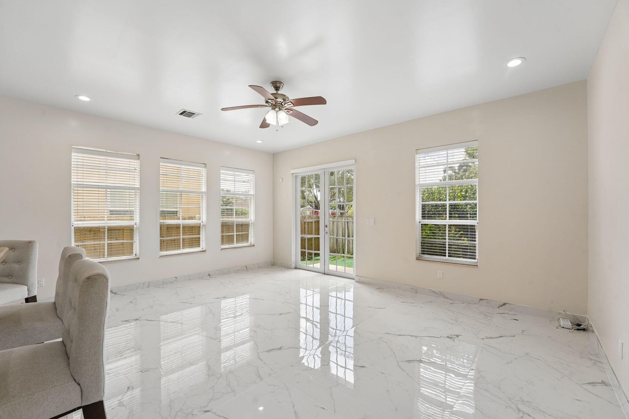 819 SW 7th, Fort Lauderdale FL 33315