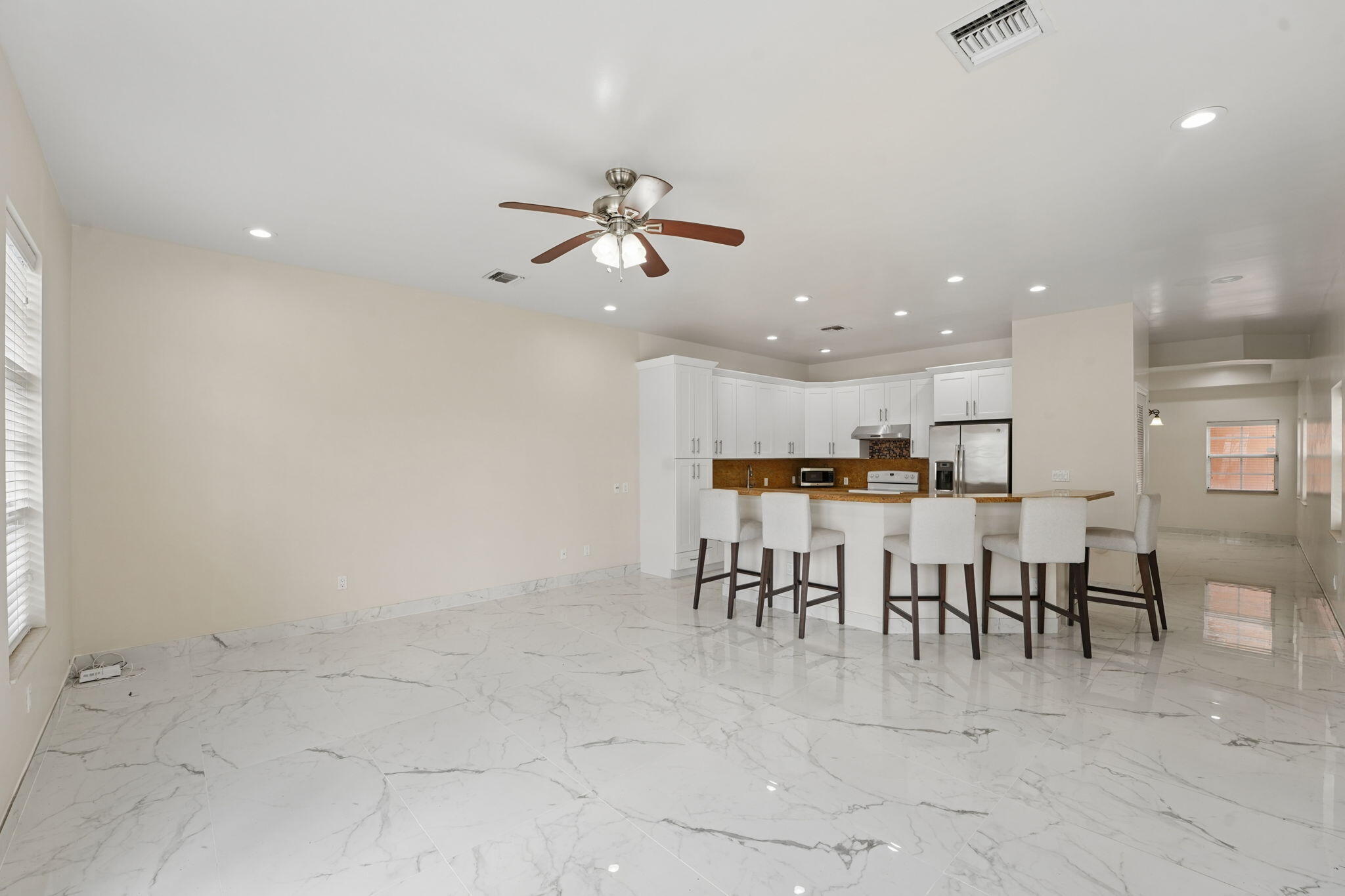 819 SW 7th, Fort Lauderdale FL 33315