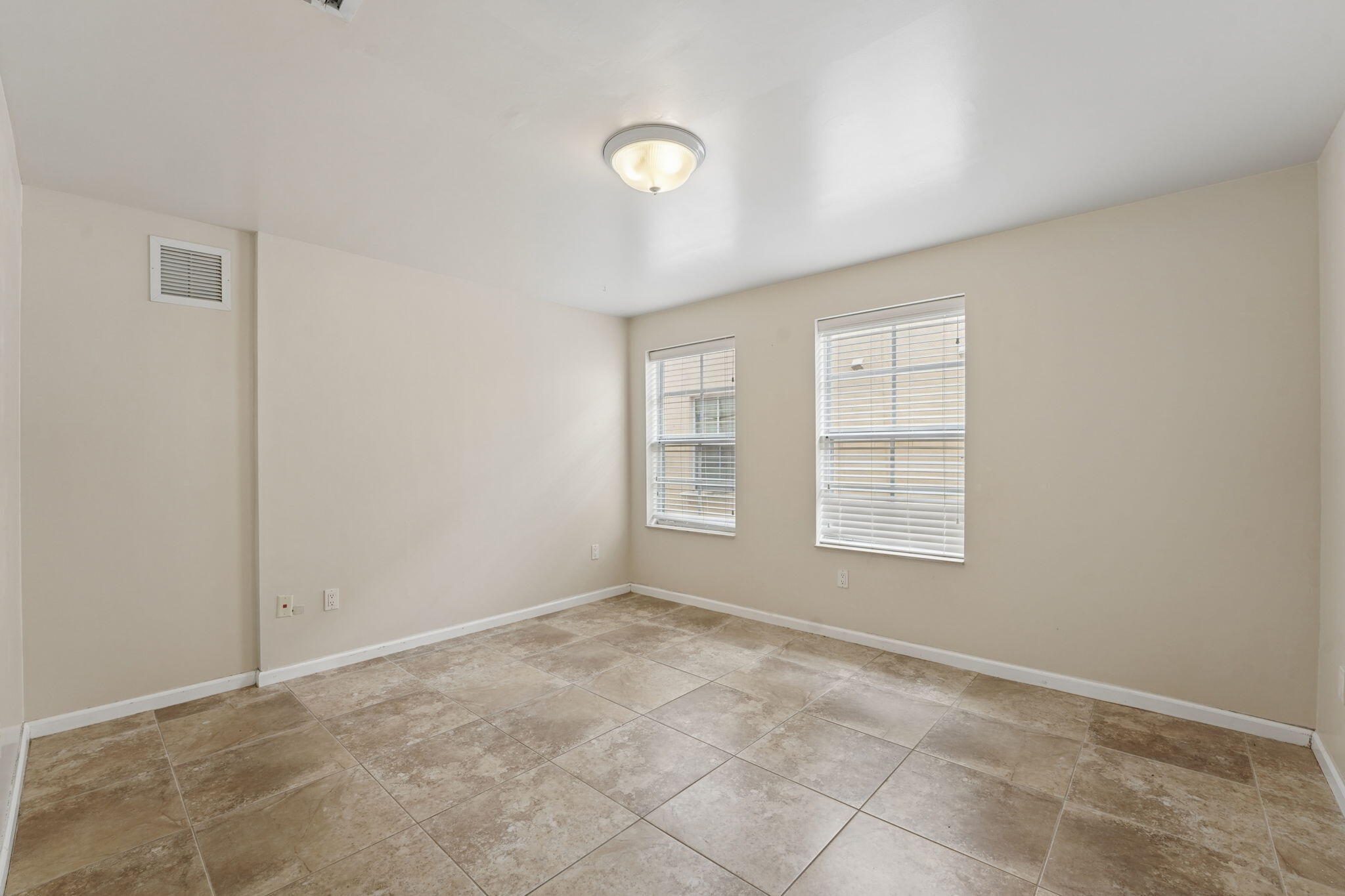 819 SW 7th, Fort Lauderdale FL 33315
