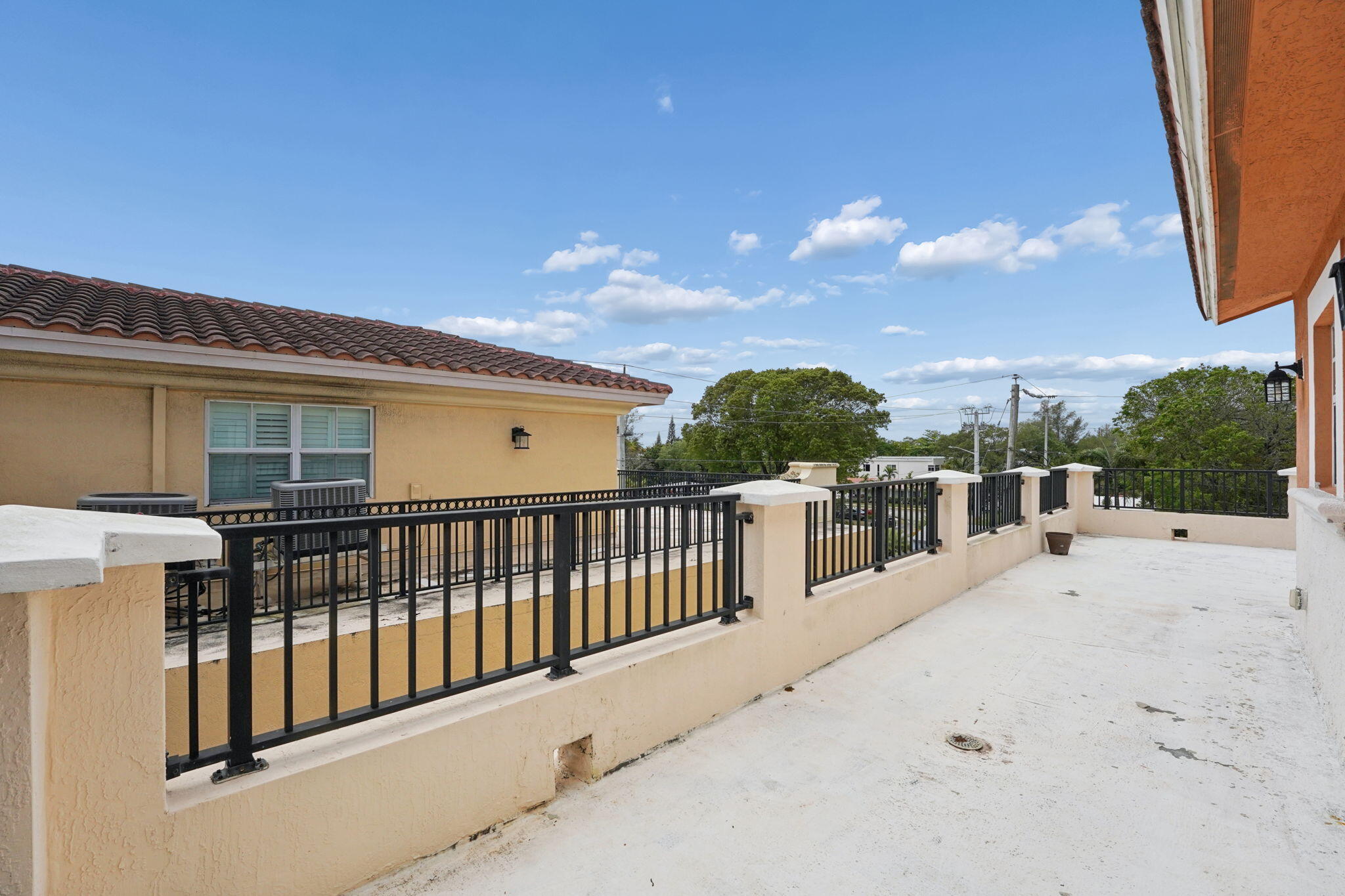 819 SW 7th, Fort Lauderdale FL 33315