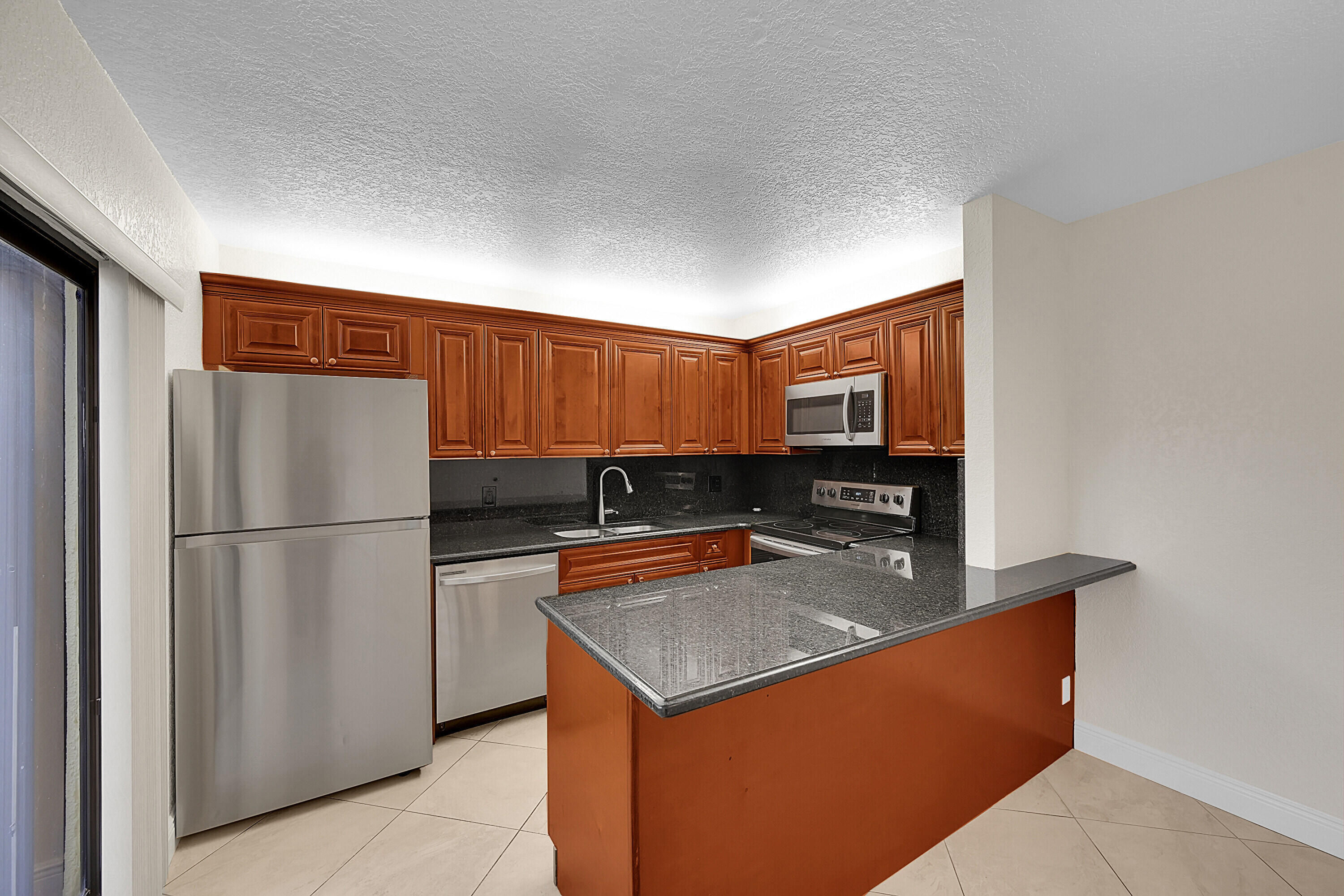 128 Lake Arbor, Palm Springs FL 33461
