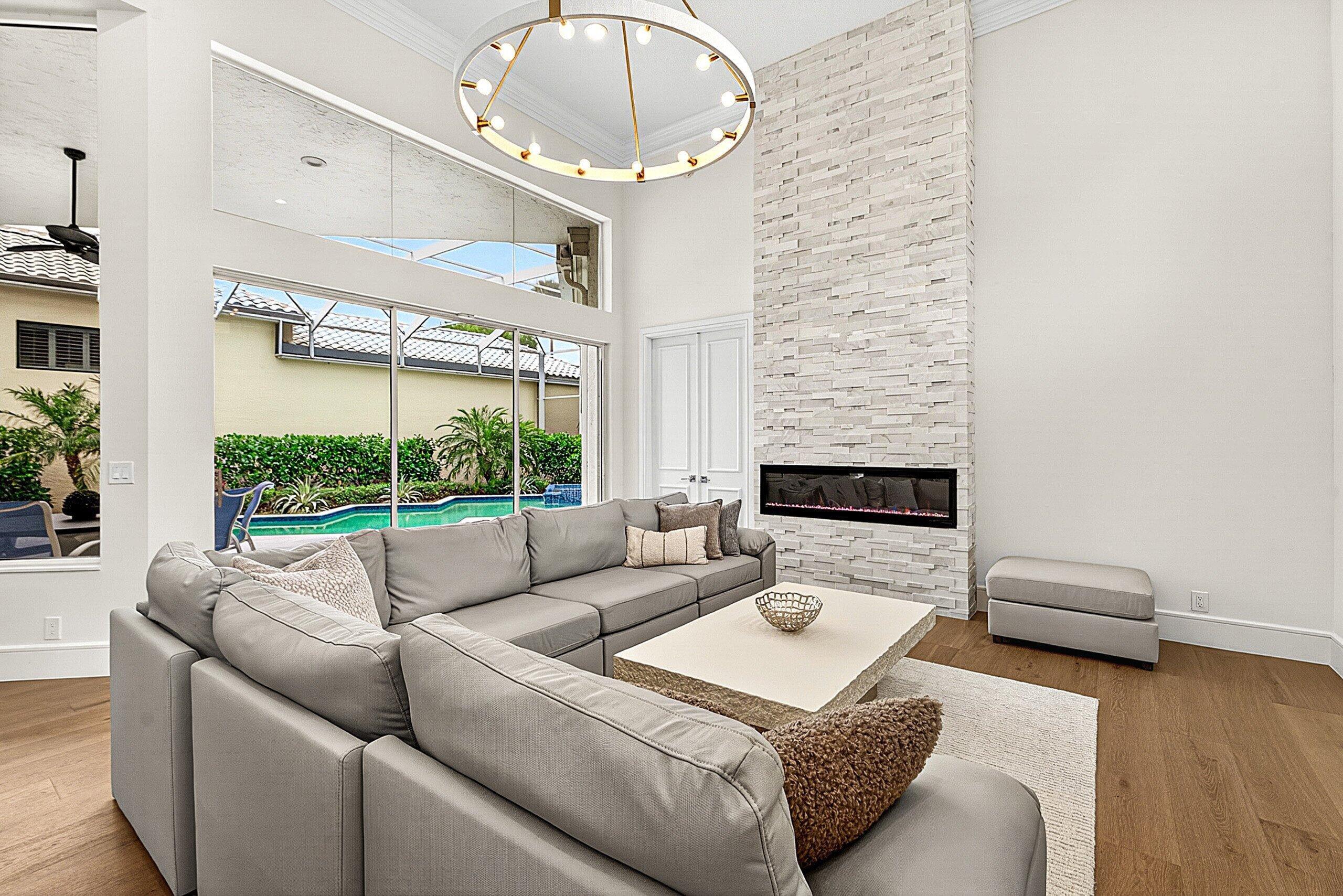 1128 Crystal, Palm Beach Gardens FL 33418
