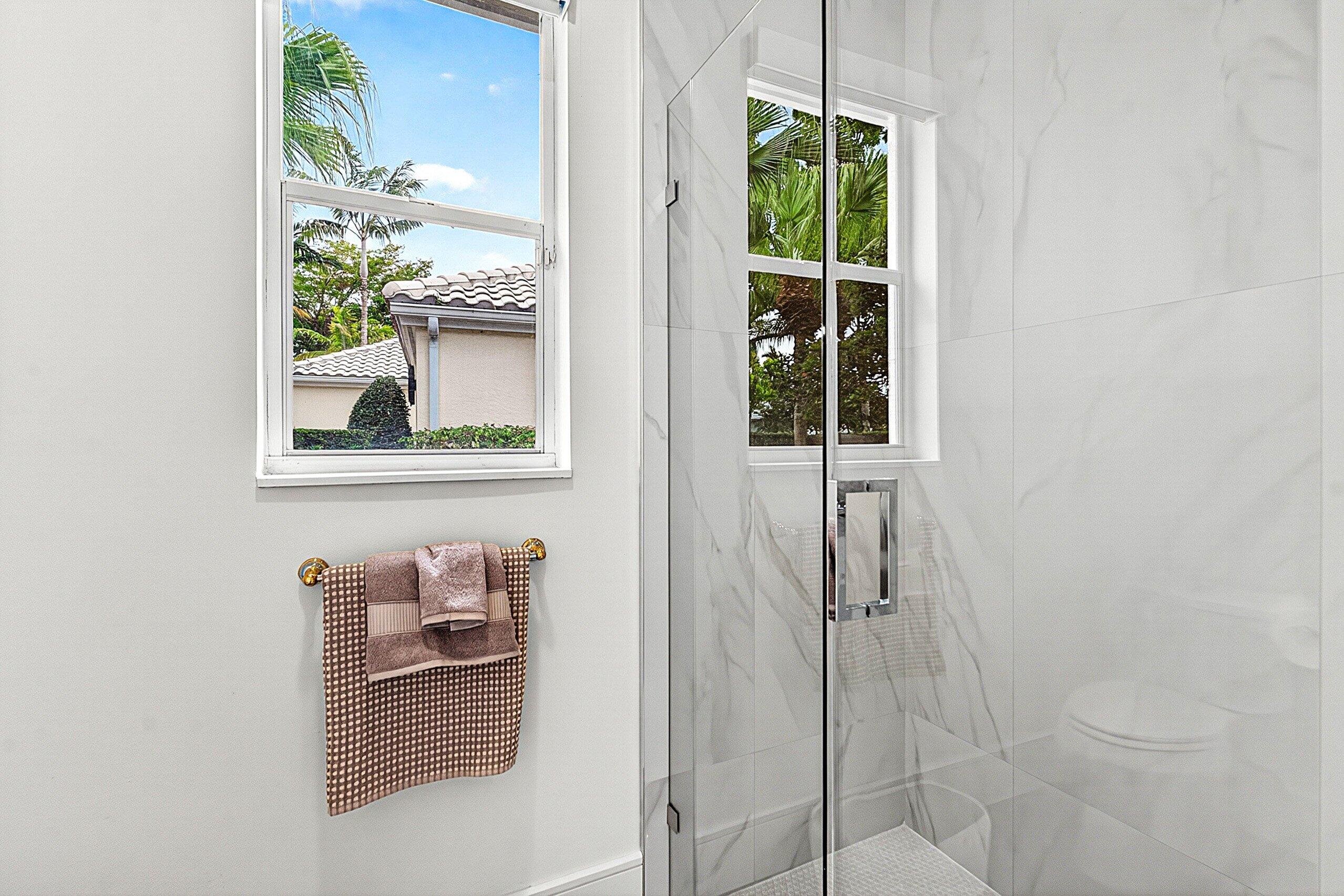 1128 Crystal, Palm Beach Gardens FL 33418