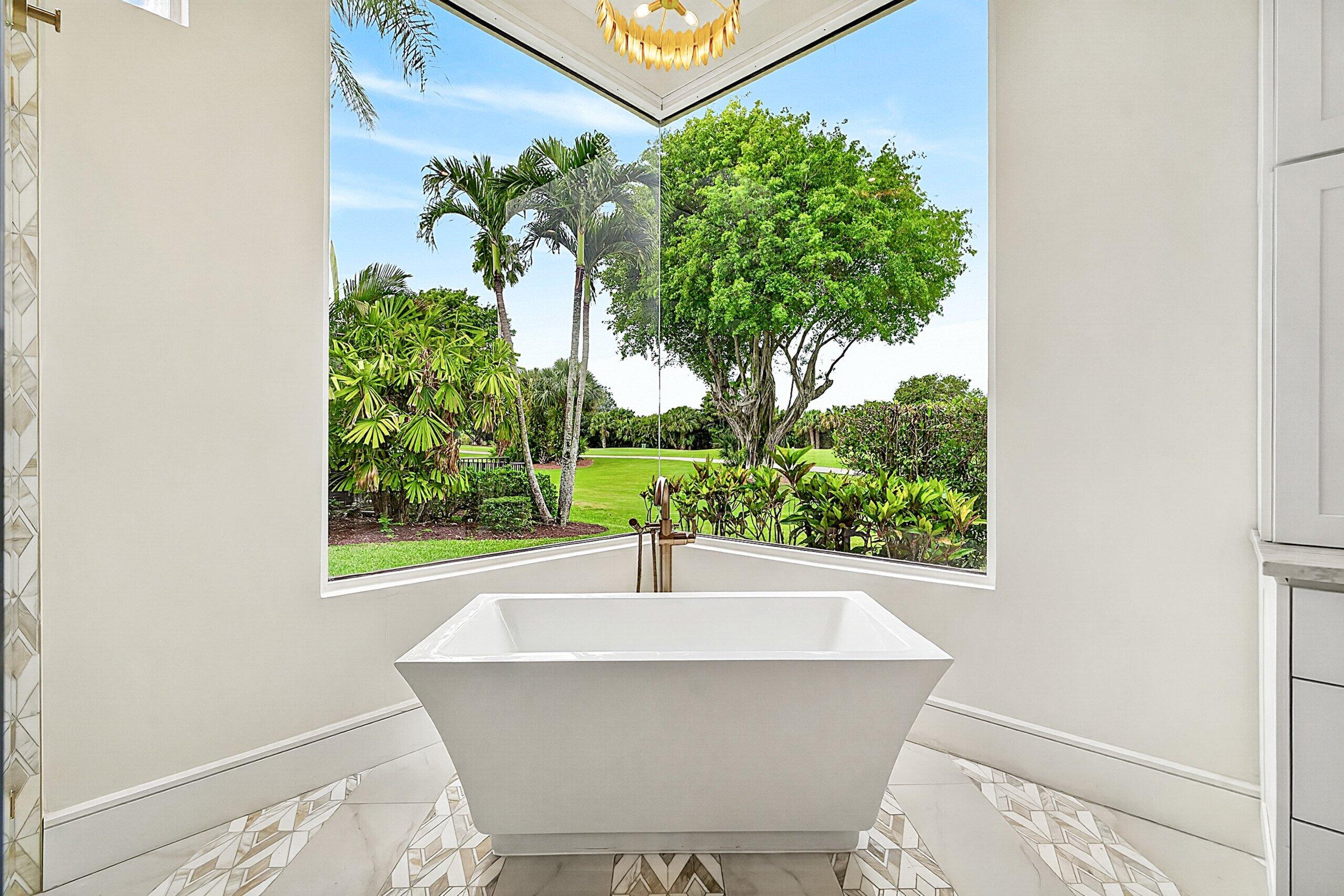 1128 Crystal, Palm Beach Gardens FL 33418