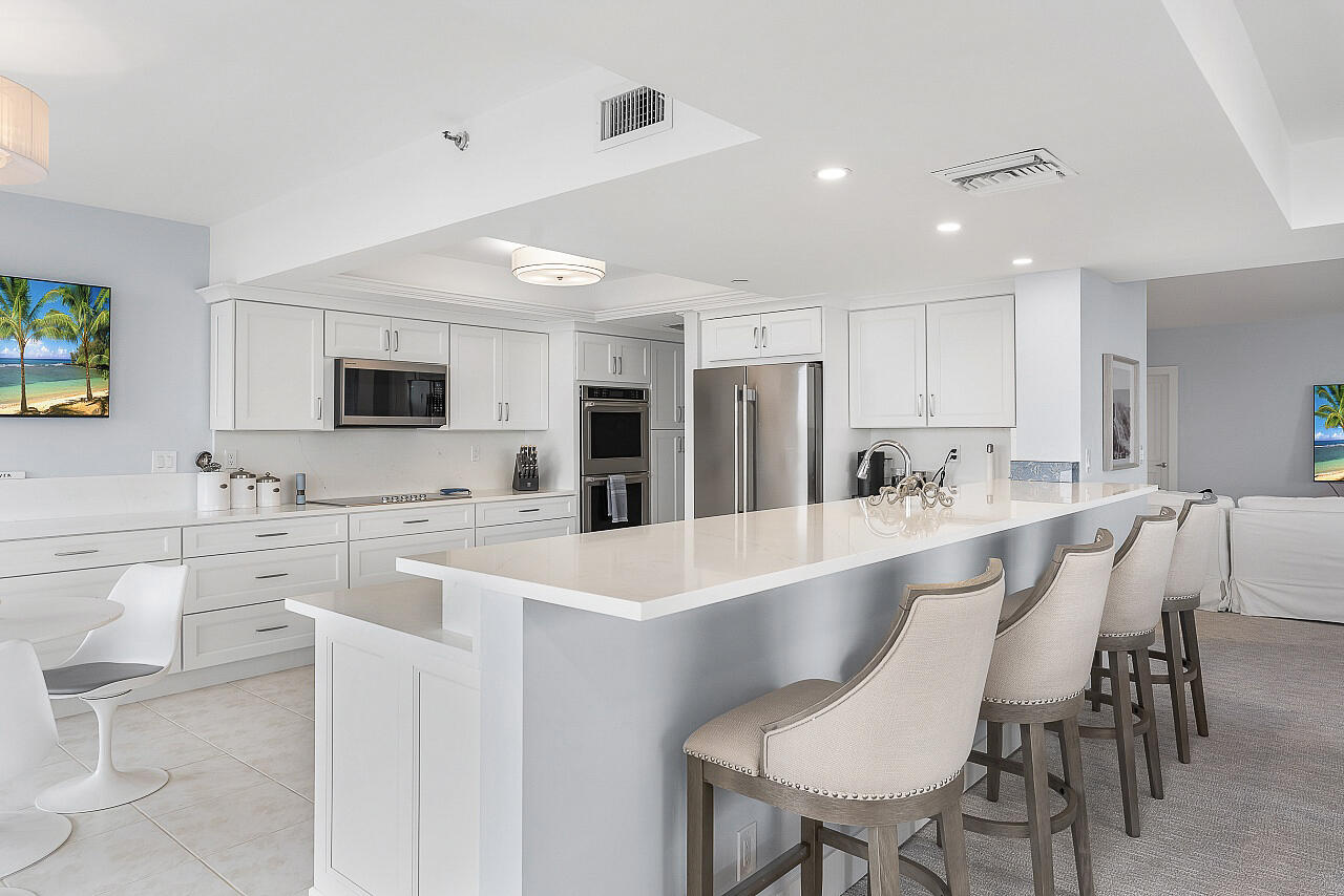 100 Lakeshore #252, North Palm Beach FL 33408