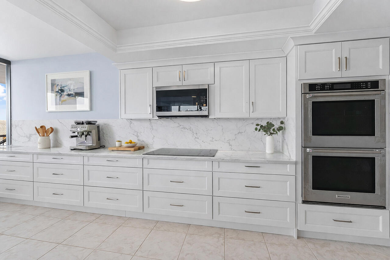 100 Lakeshore #252, North Palm Beach FL 33408