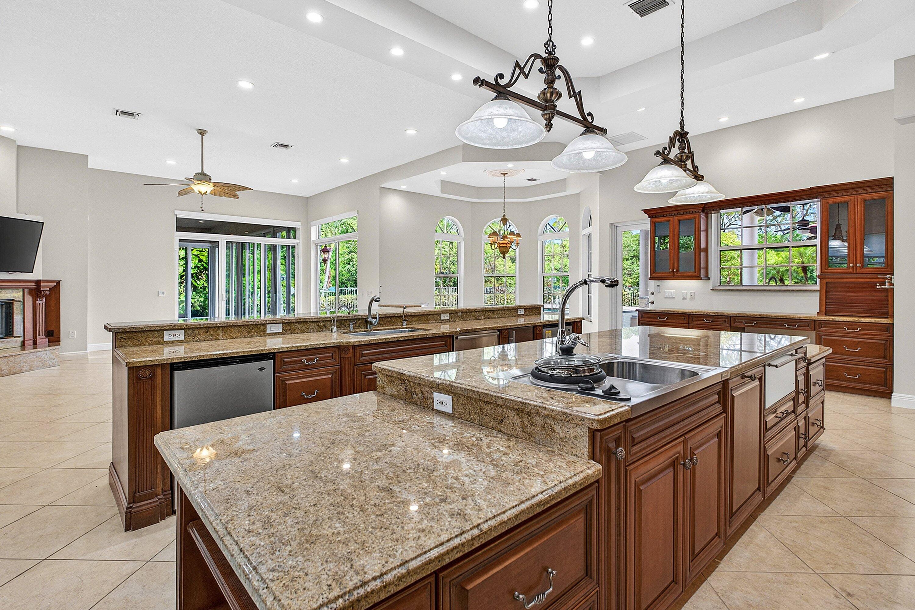 6071 NW 69th, Parkland FL 33067