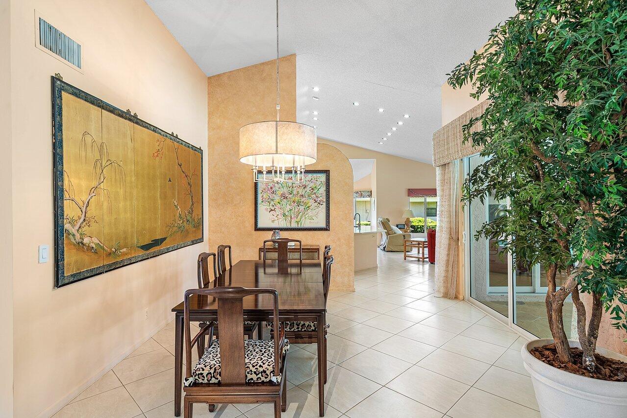 10215 Boca Woods, Boca Raton FL 33428