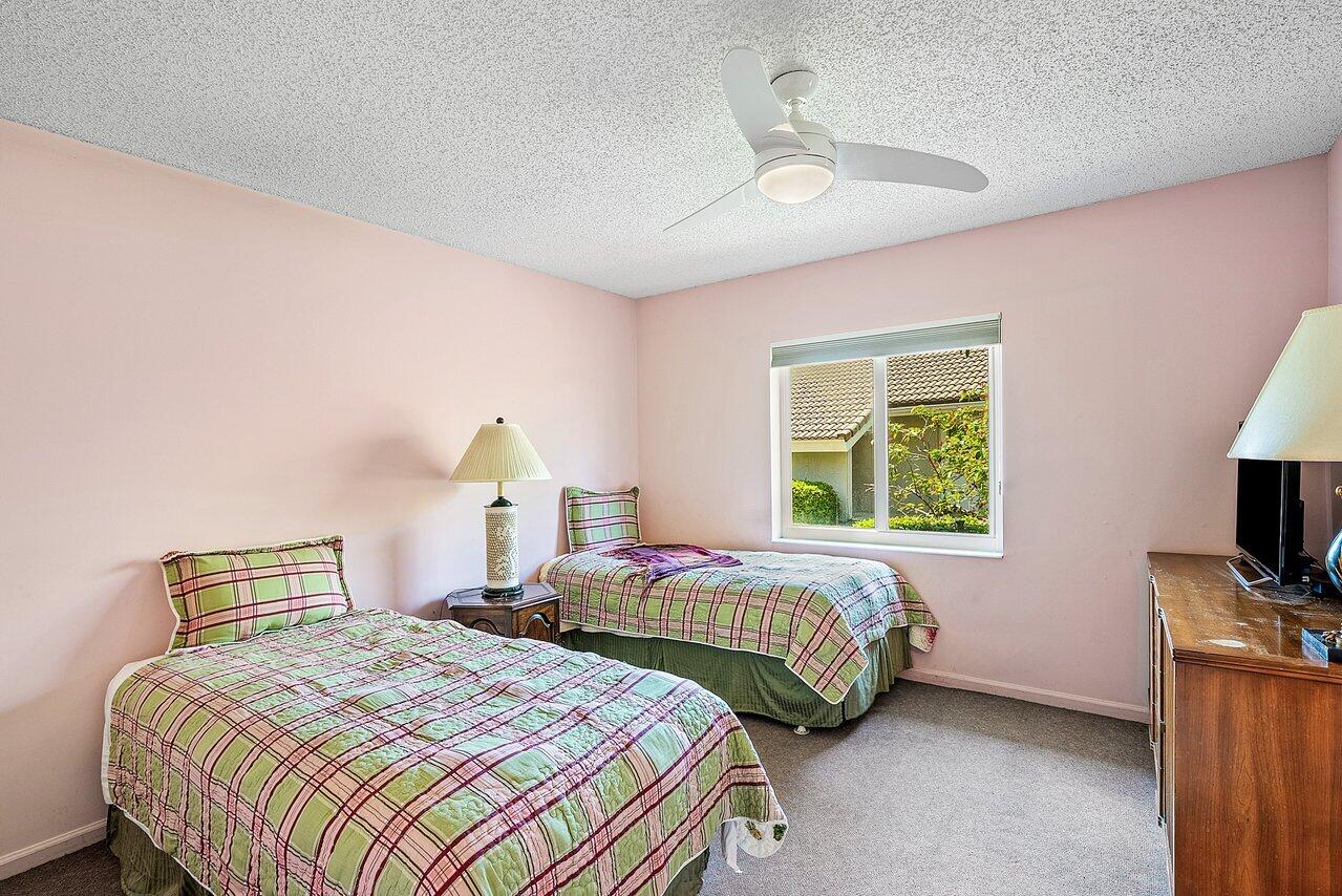 10215 Boca Woods, Boca Raton FL 33428
