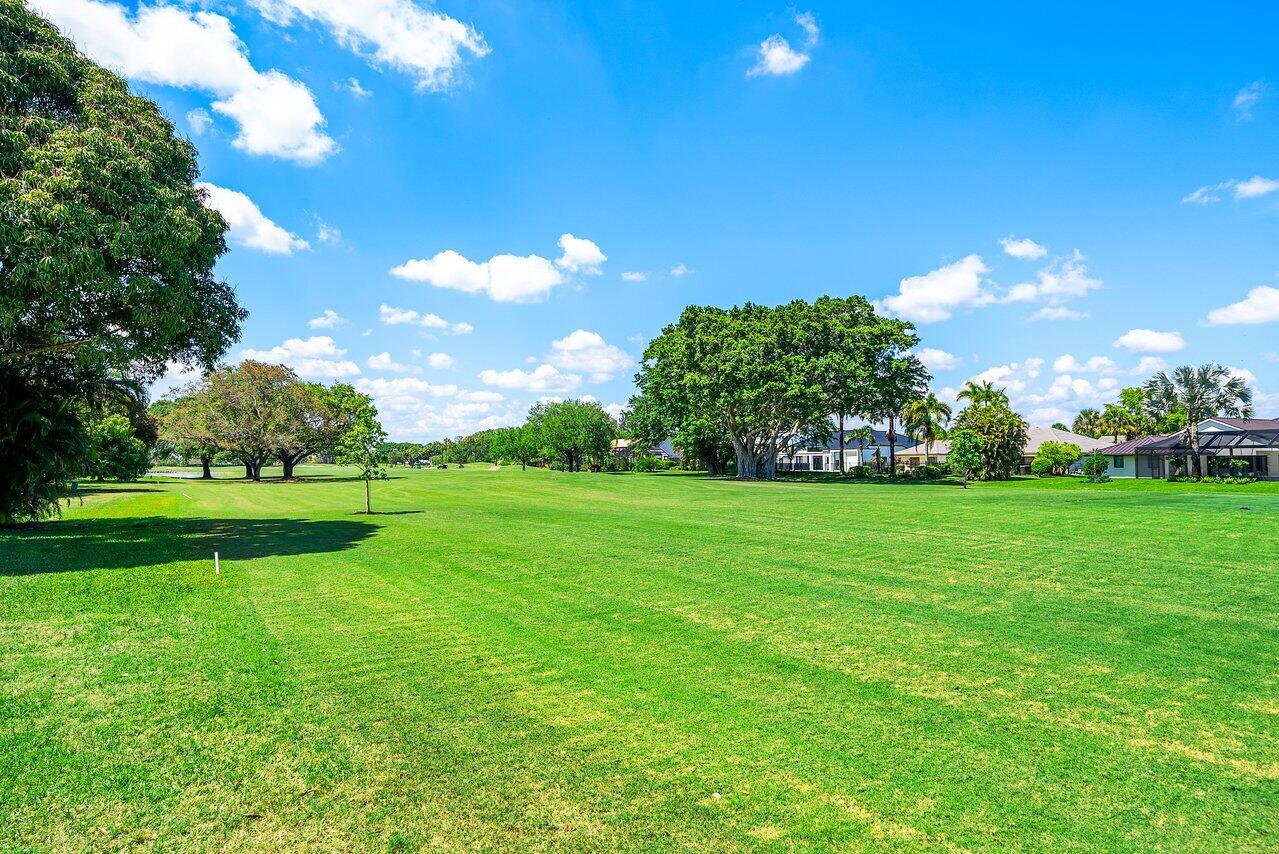 10215 Boca Woods, Boca Raton FL 33428