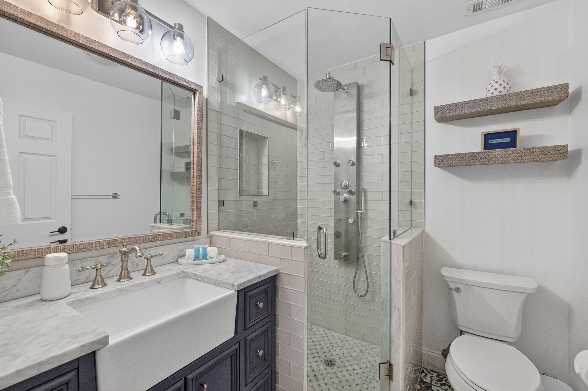 903 SW 28th, Boynton Beach FL 33435
