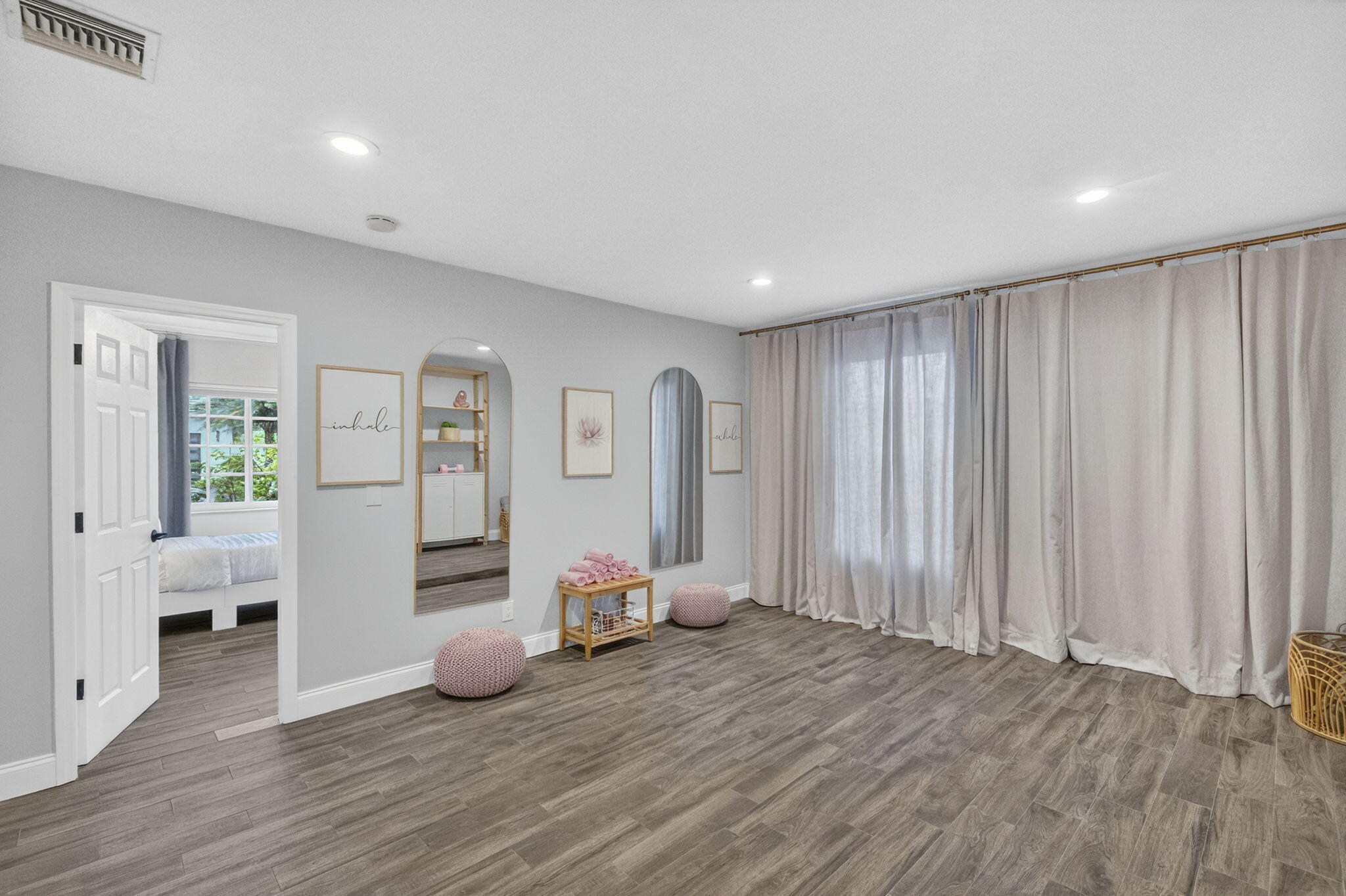 903 SW 28th, Boynton Beach FL 33435