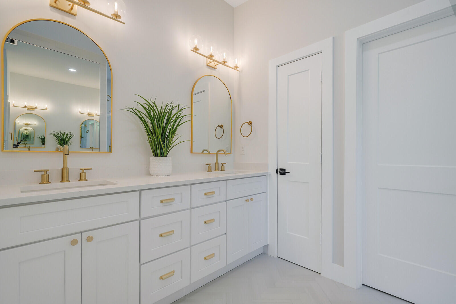 1248 N Harbor, Singer Island FL 33404