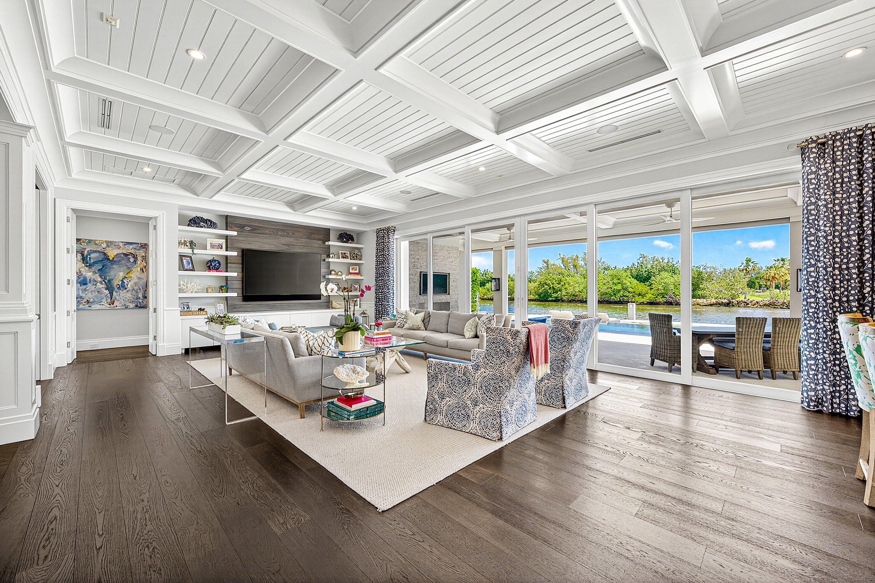2530 Avenue Au Soleil, Gulf Stream FL 33483