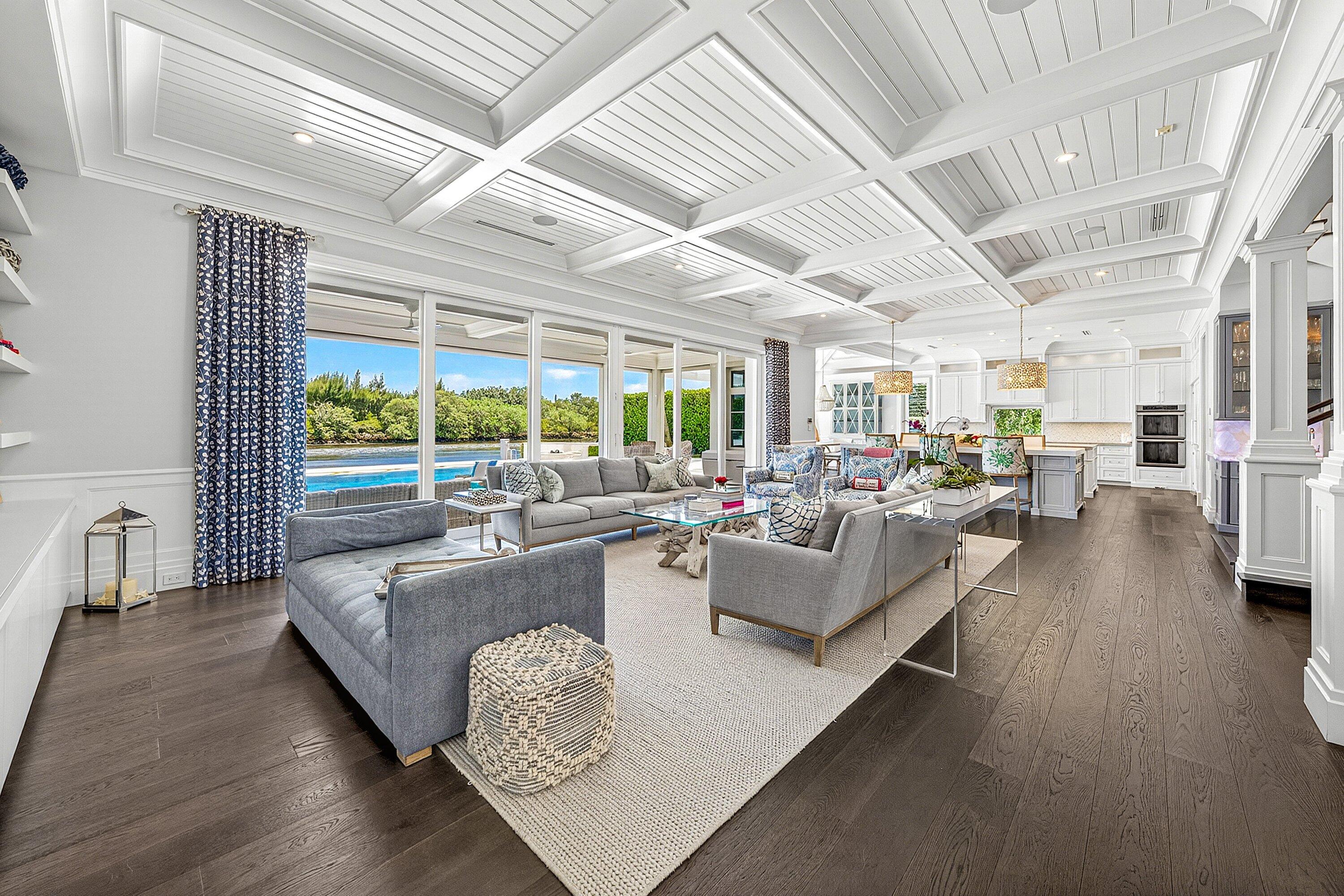 2530 Avenue Au Soleil, Gulf Stream FL 33483