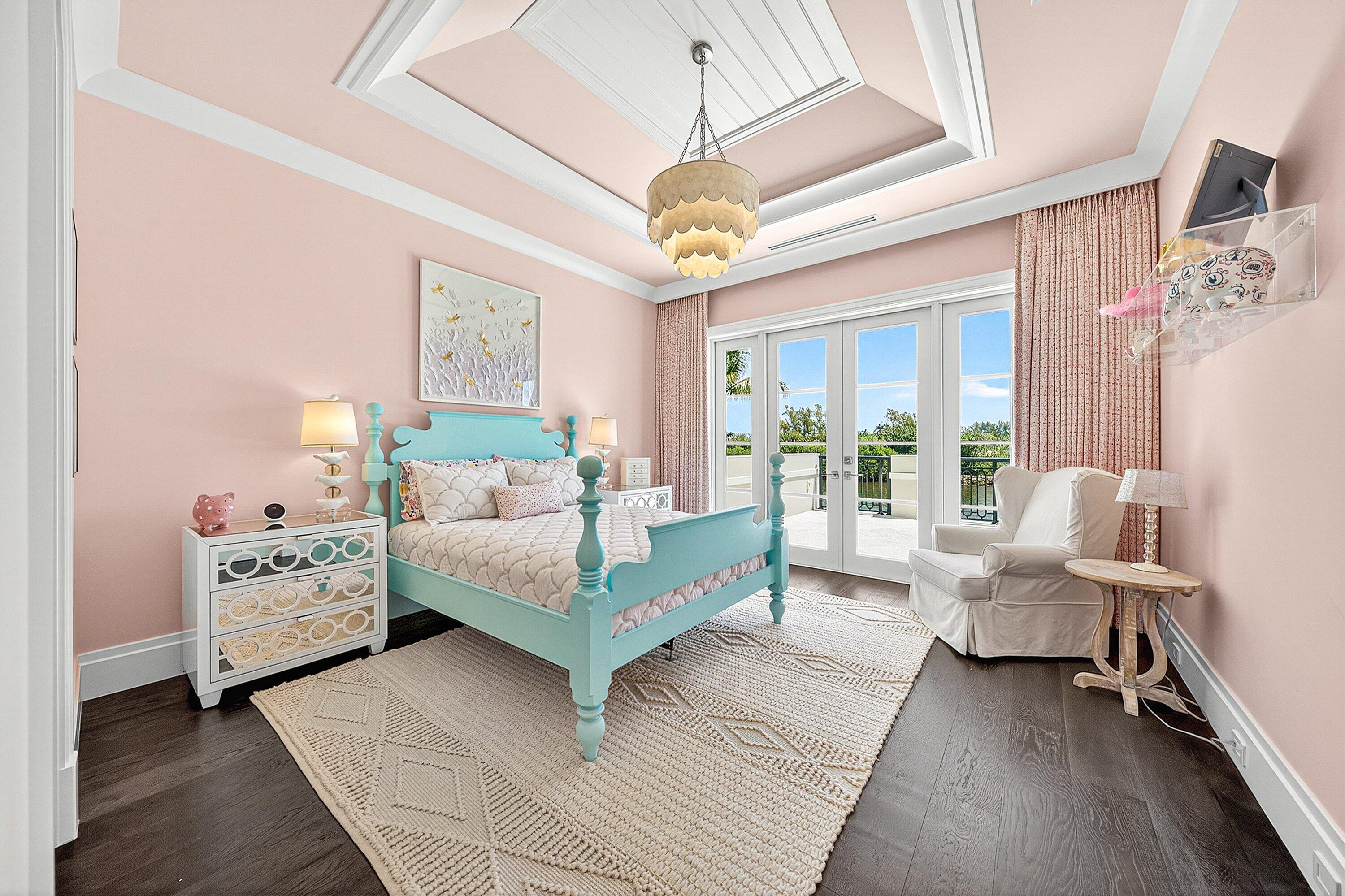 2530 Avenue Au Soleil, Gulf Stream FL 33483