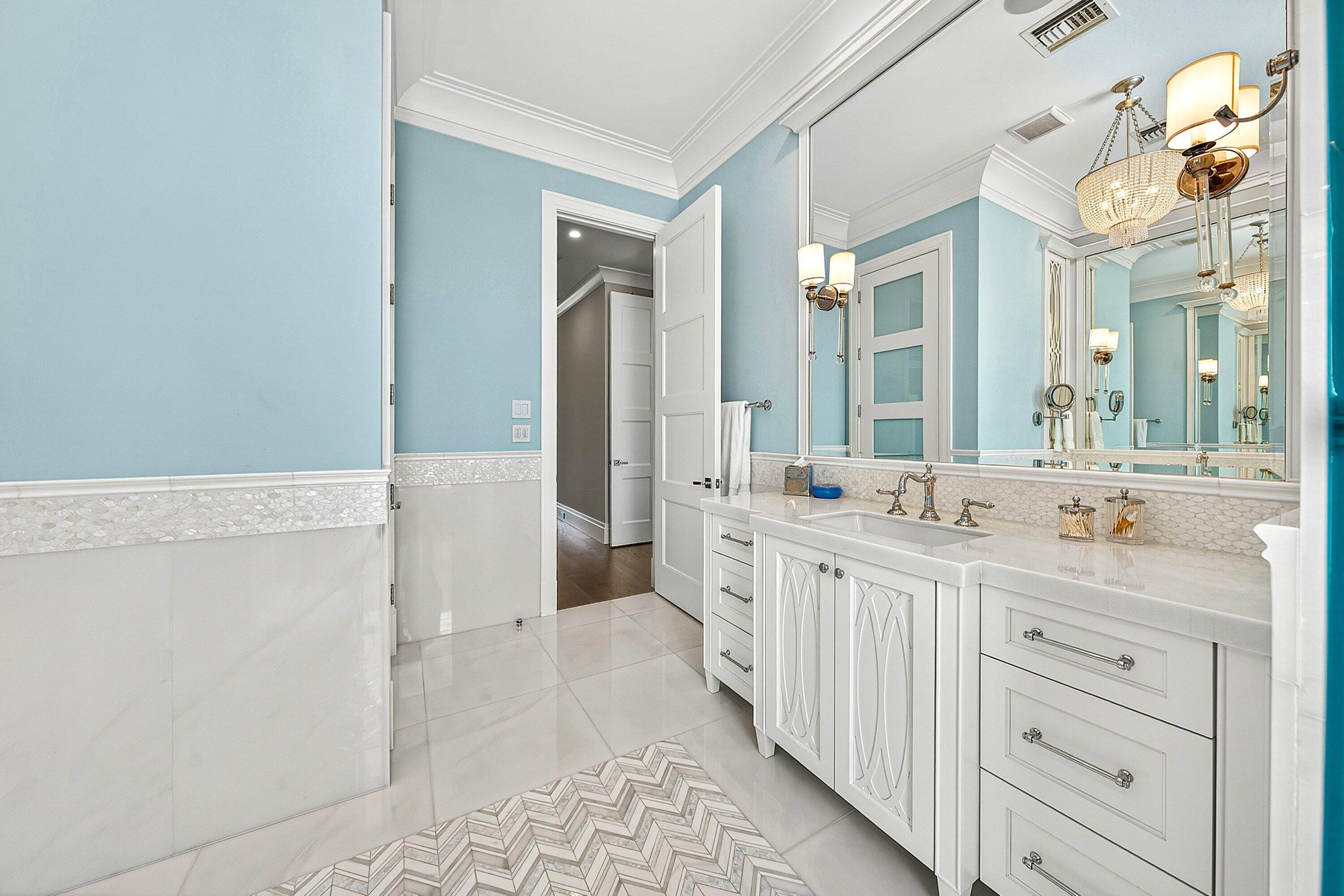 2530 Avenue Au Soleil, Gulf Stream FL 33483