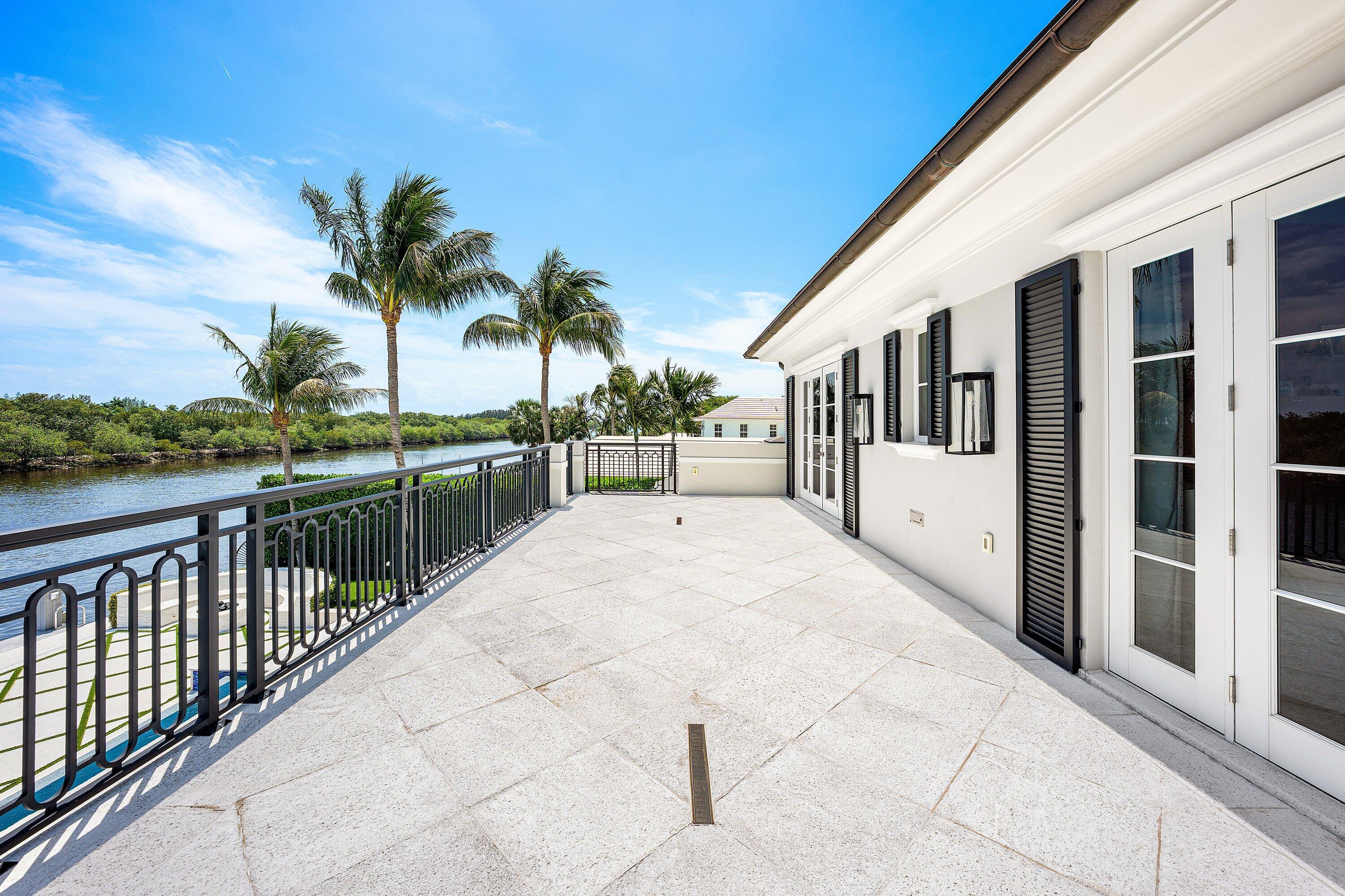 2530 Avenue Au Soleil, Gulf Stream FL 33483