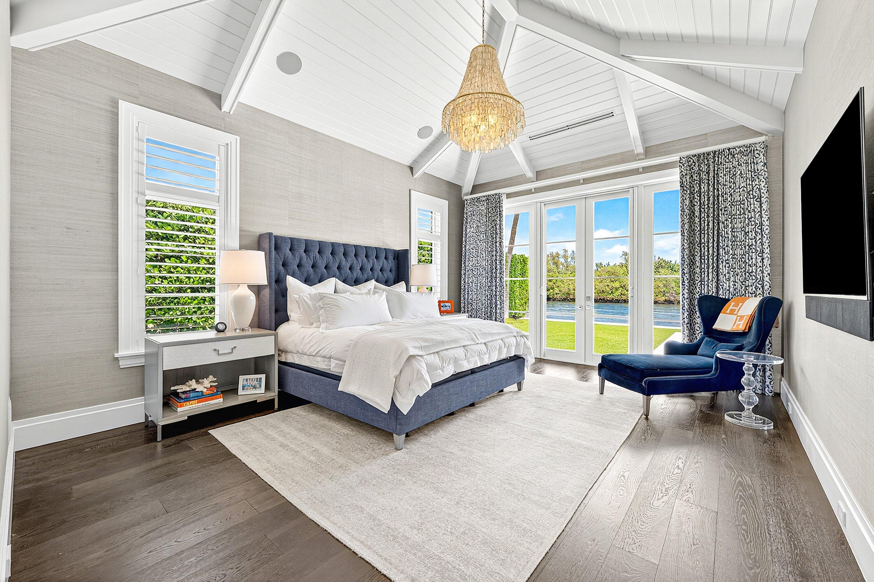2530 Avenue Au Soleil, Gulf Stream FL 33483
