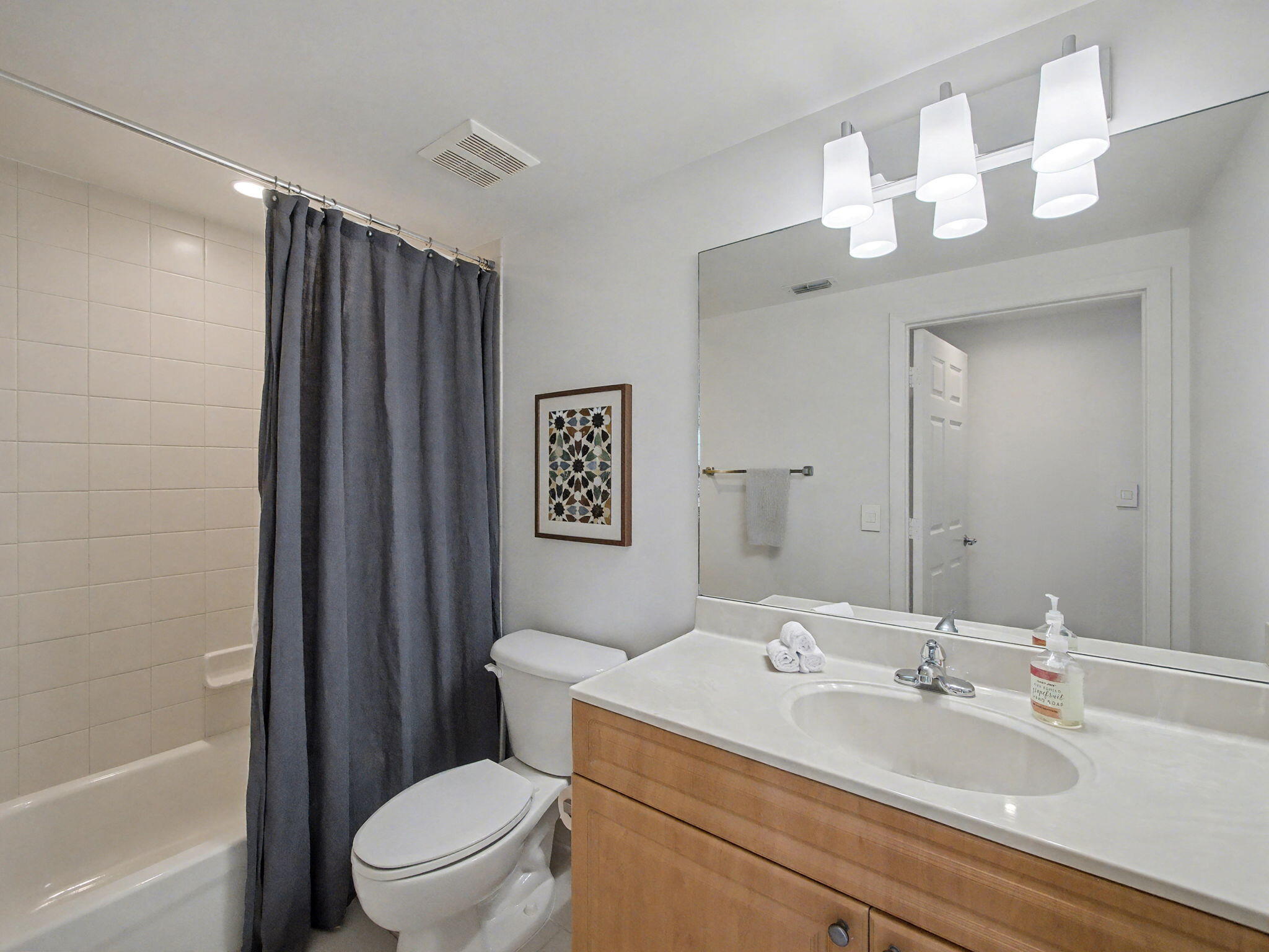 2600 SW 27th #603, Miami FL 33133