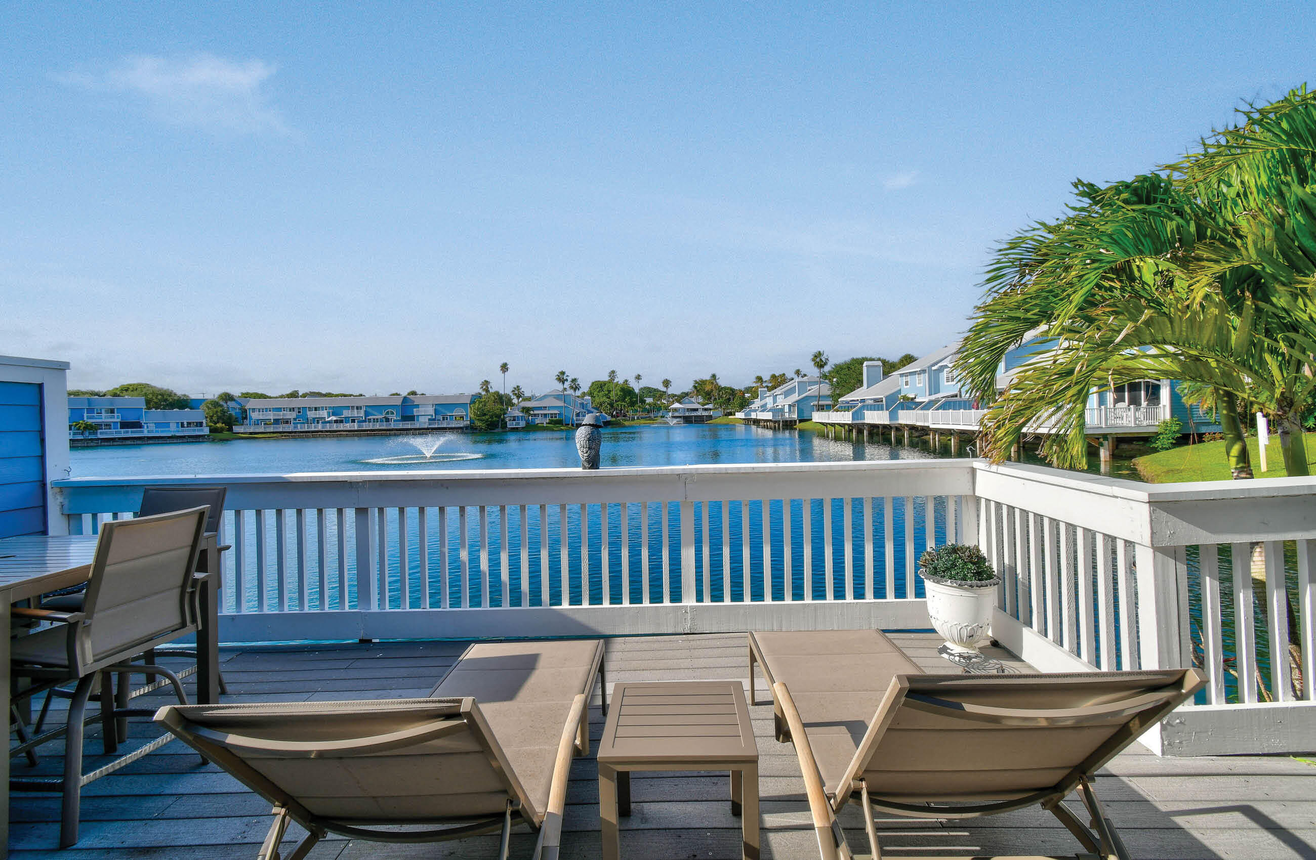 807 Ocean Dunes, Jupiter FL 33477
