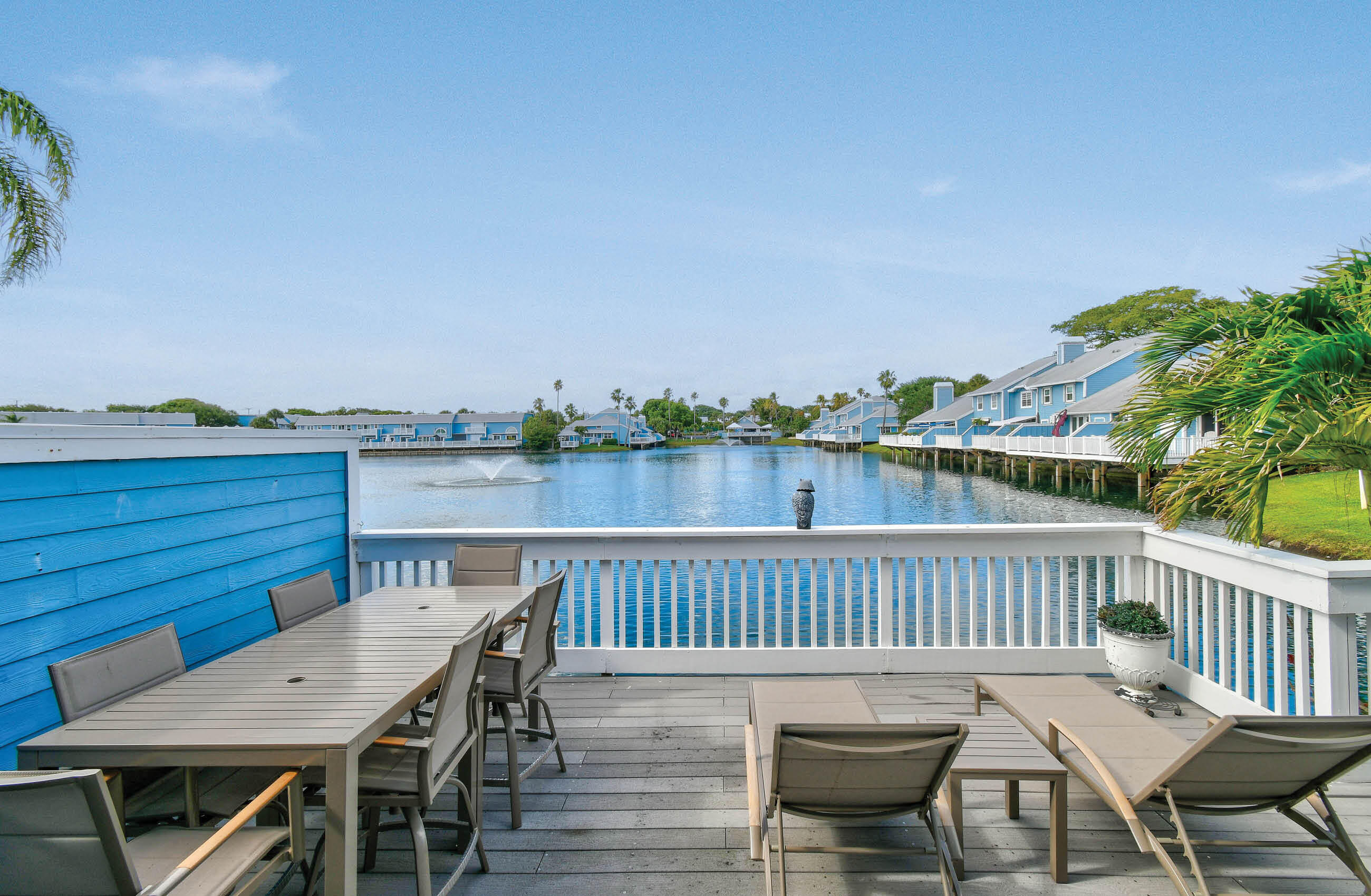 807 Ocean Dunes, Jupiter FL 33477