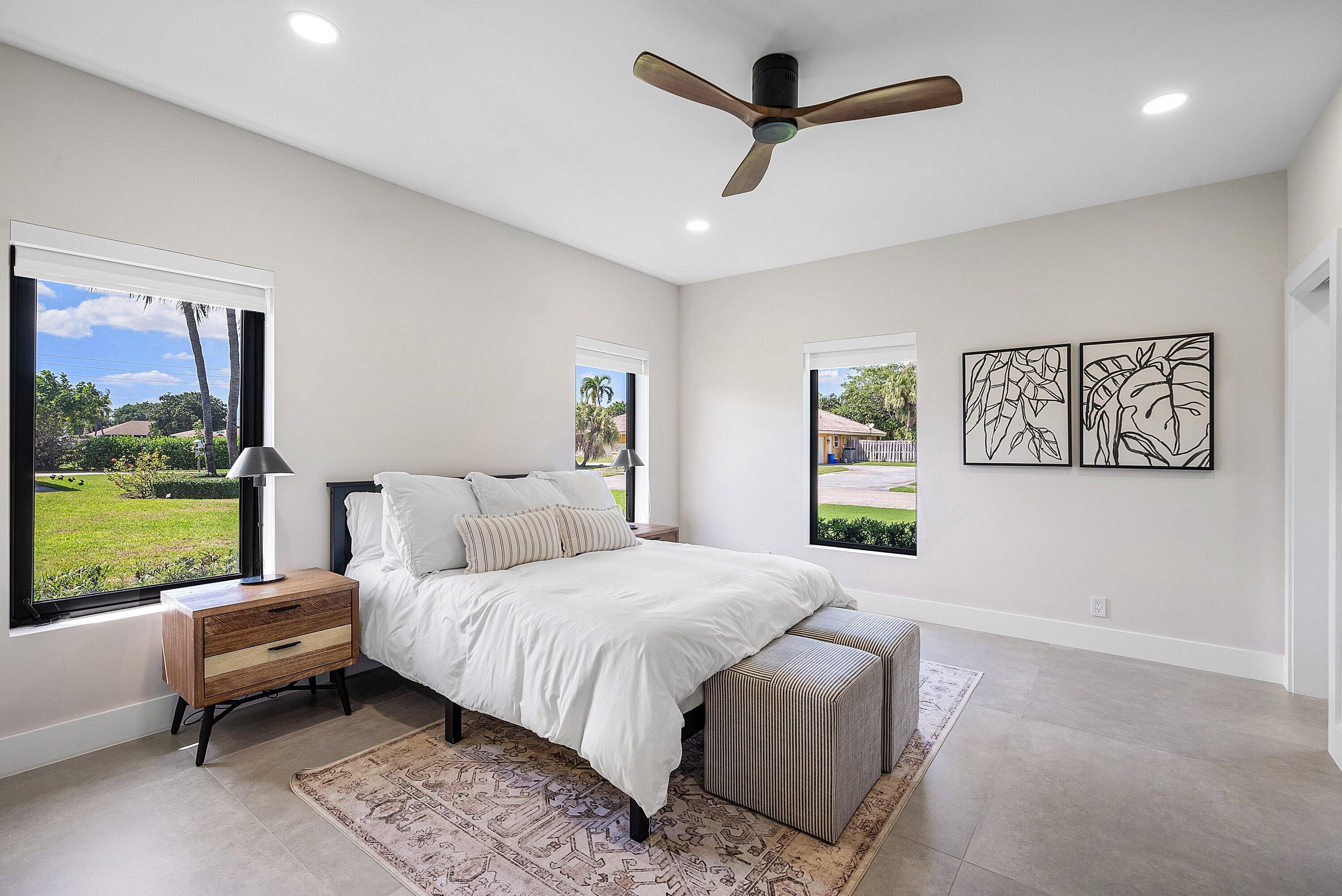 926 SW 35th, Boynton Beach FL 33435
