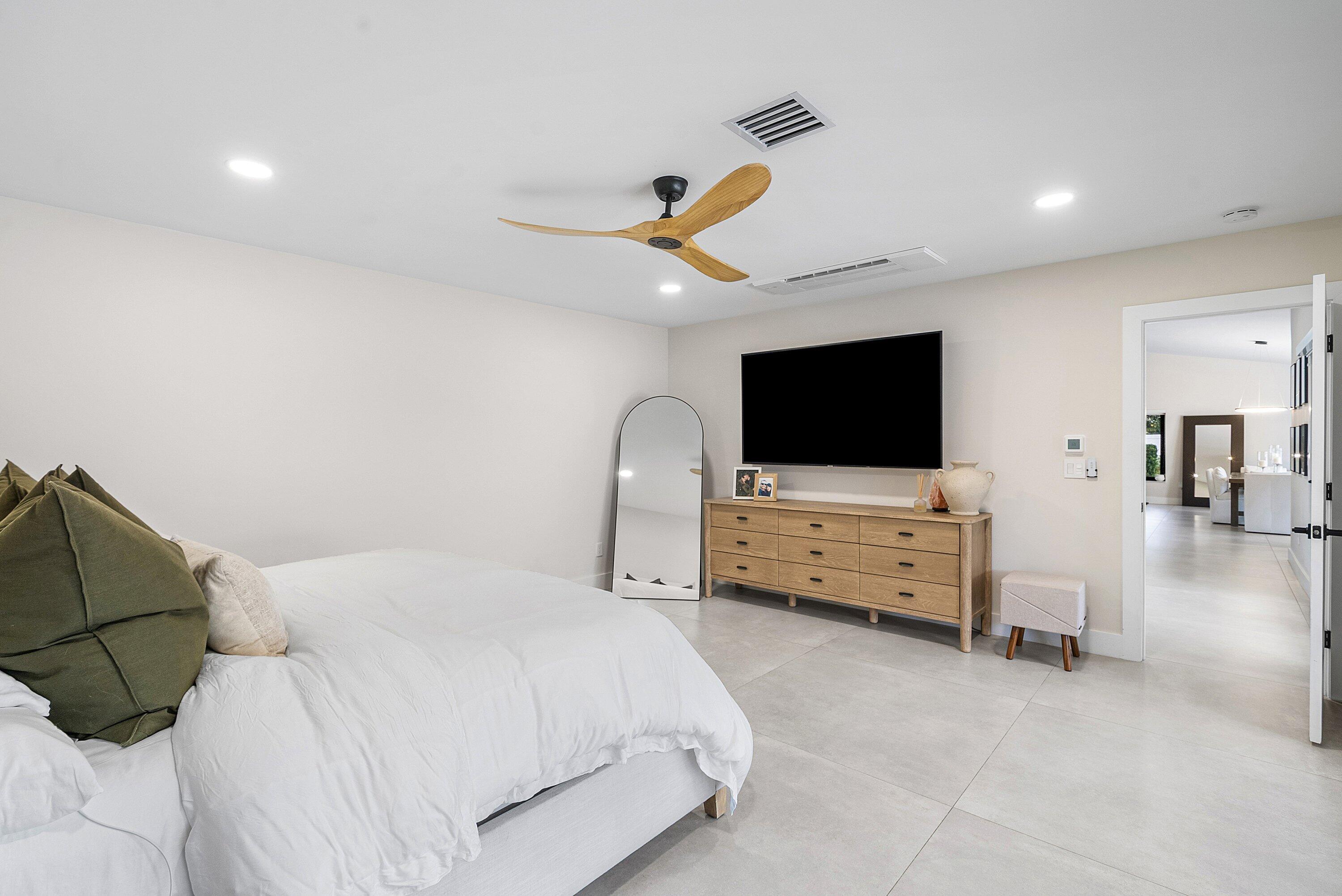 926 SW 35th, Boynton Beach FL 33435