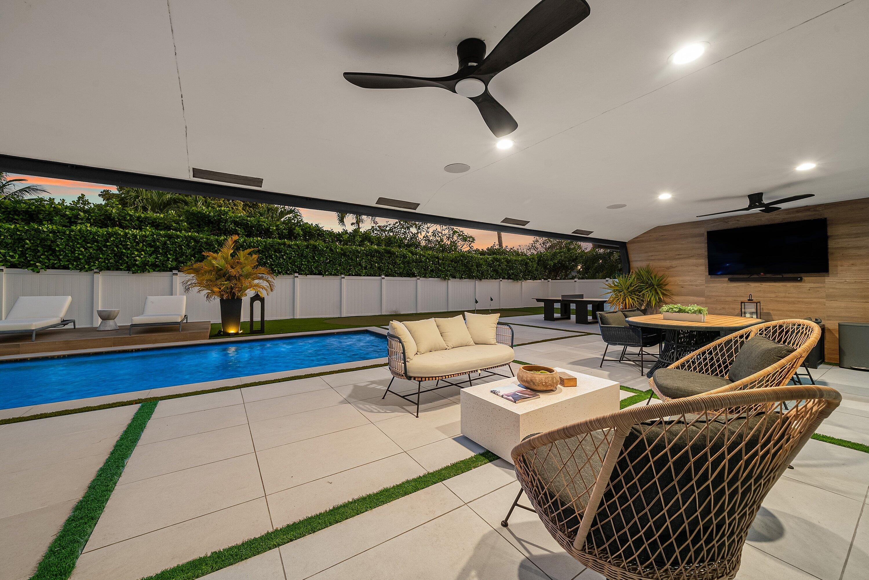 926 SW 35th, Boynton Beach FL 33435
