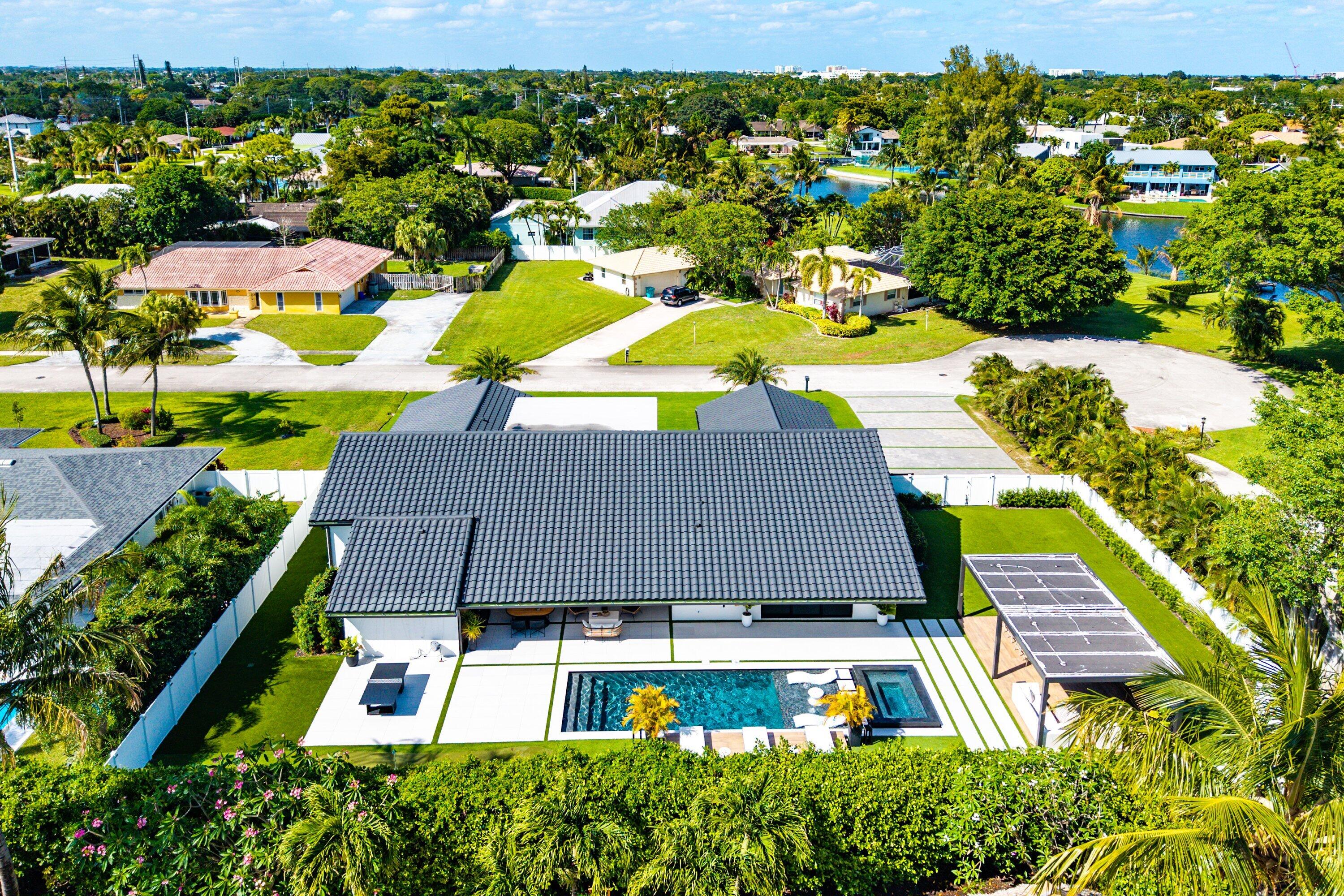 926 SW 35th, Boynton Beach FL 33435