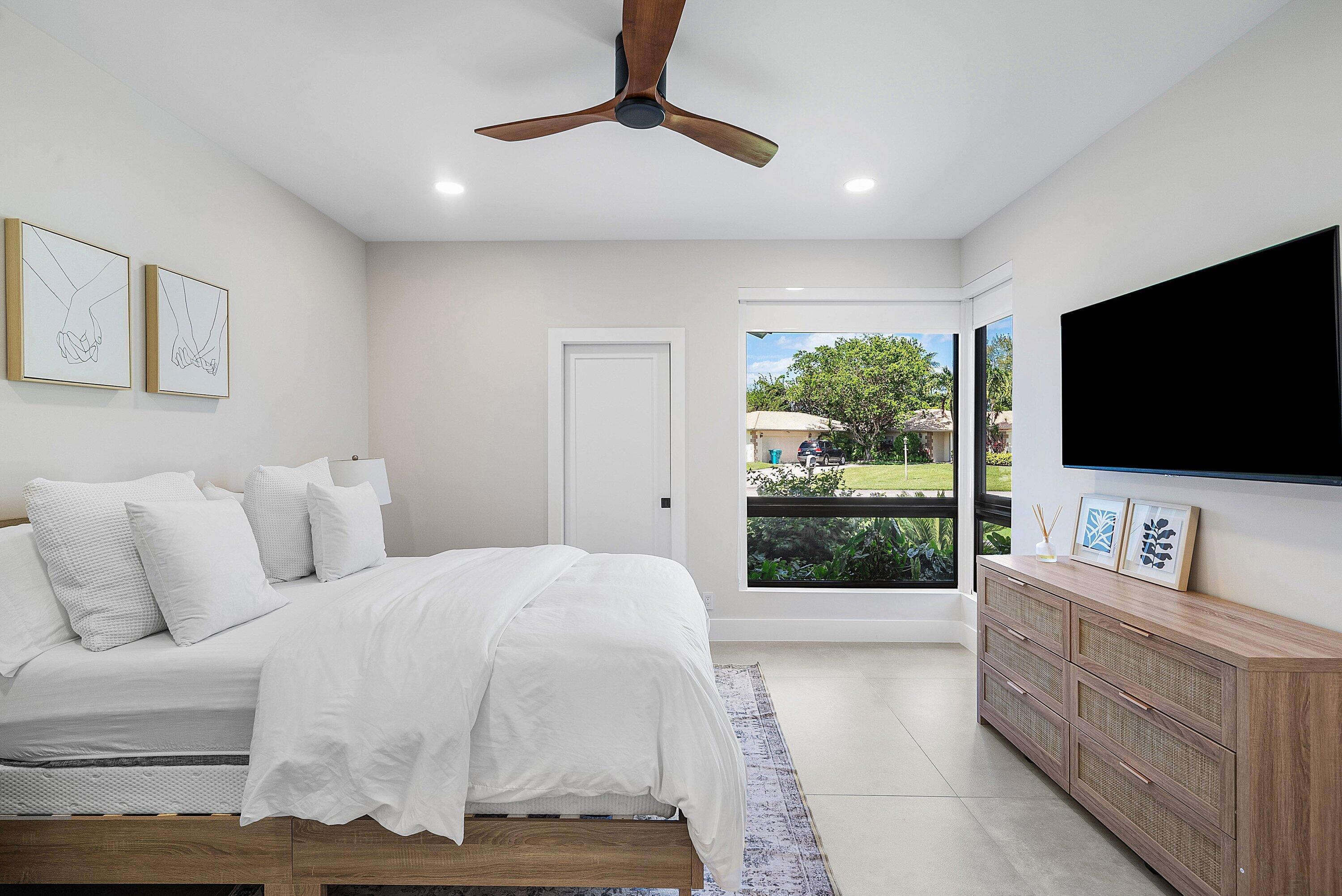 926 SW 35th, Boynton Beach FL 33435